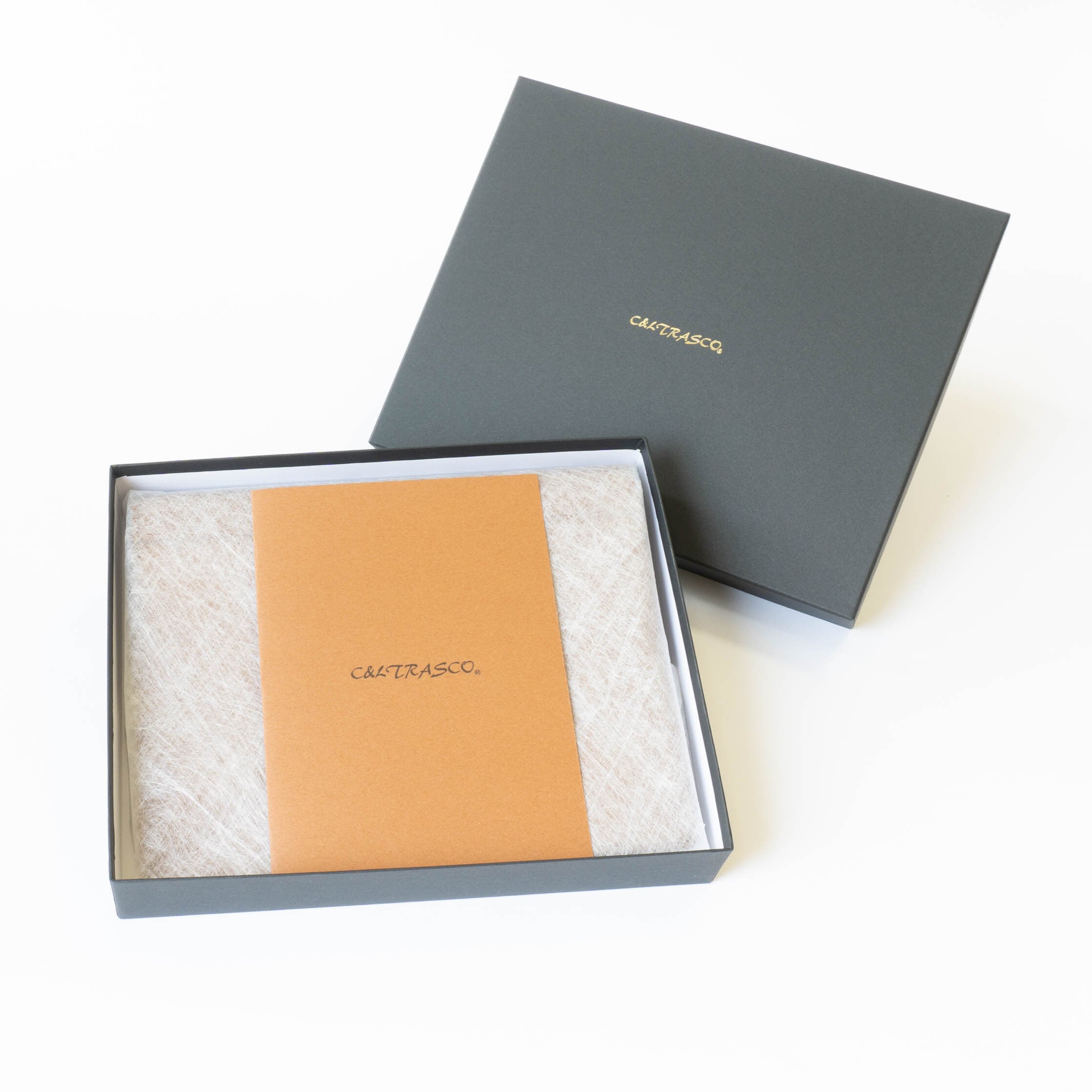 C＆LTRASCO 手帳カバー B５ 本革 栃木レザー 名入れ プレゼント 記念日 ビジネス 専門書≪Classicシリーズ≫