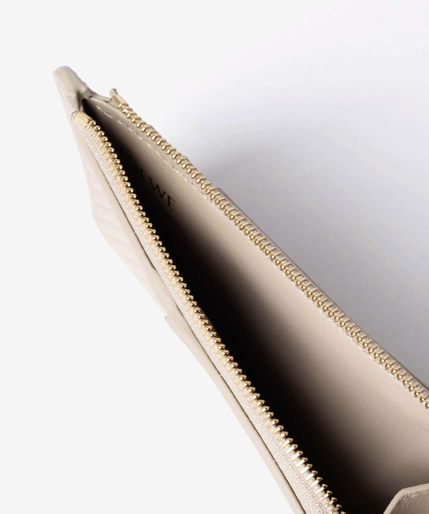 ロエベ LOEWE KNOT COIN CARD HOLDER IN SHINY NAPPA CALFSKIN ノット コイン カードホルダー CEM1Z40X04 フラグメントケース カードケース ミニ財布 レディース 財布