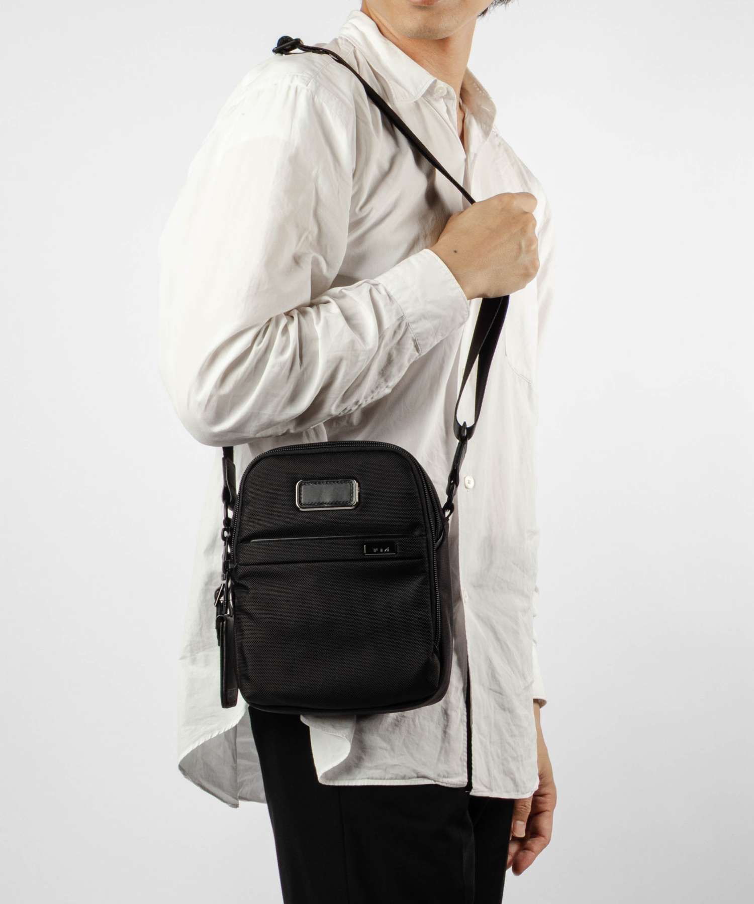 トゥミ TUMI ALPHA アルファ SMALL CROSSBODY スモール クロスボディ 02203724D4 158986 ショルダーバッグ メンズ バッグ