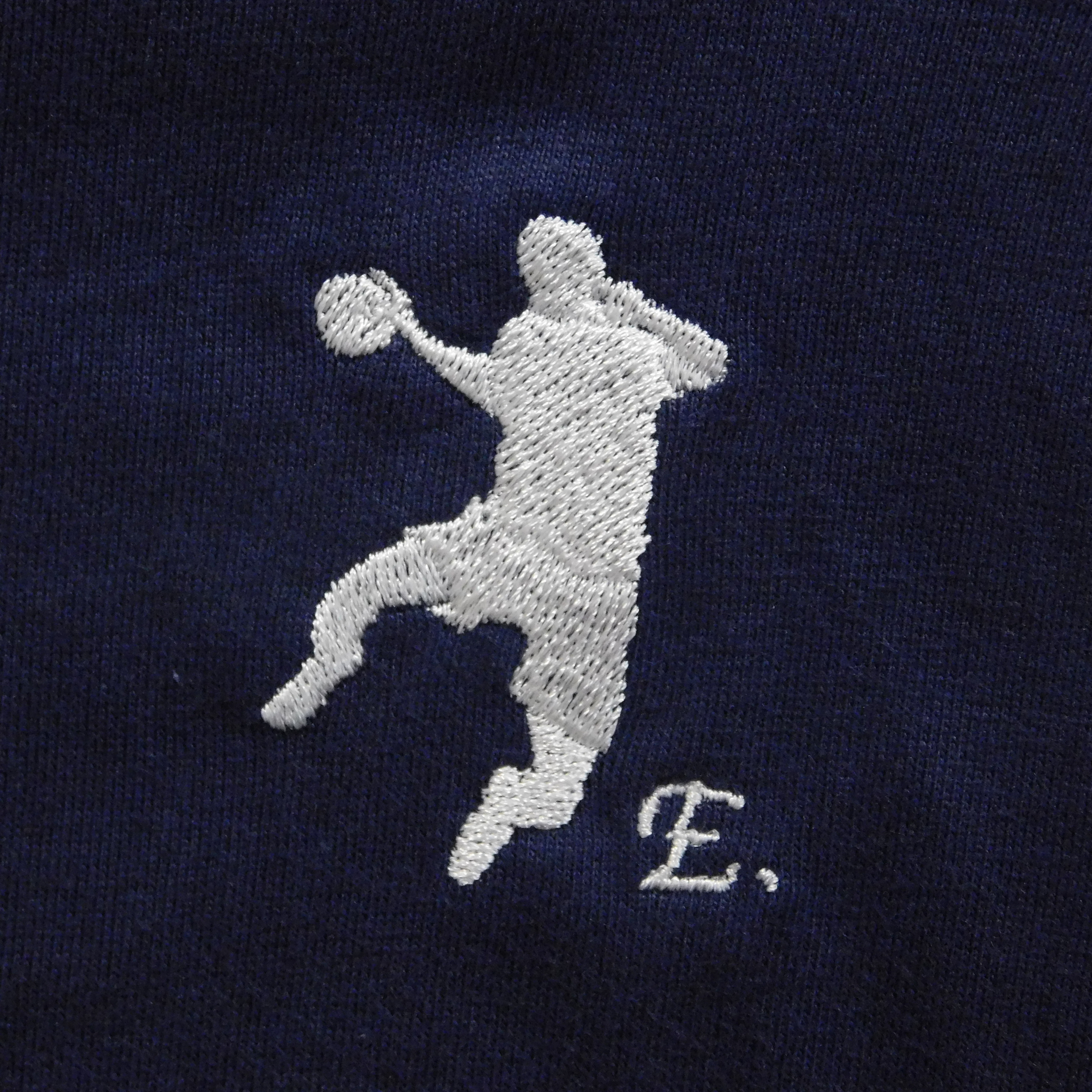 ハンドボール シュート Tシャツ ギフト オリジナル デザイン 刺繍 イニシャル 名入れ 半袖 男女 兼用 誕生日 昇段 お祝い プレゼント 父の日 母の日 参加 記念 景品 名前 卒業 卒部 チーム グループ 送別会 【送料無料】