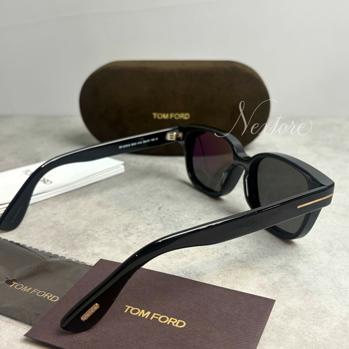 【並行輸入品】【正規品・新品 箱付き】TOMFORD トムフォード TF1273-D FT1273-D 01A ECO シャイニーブラック スモーク イタリア製 サングラス メガネ 眼鏡 メンズ レディース TOM FORD トム フォード 伊達メガネ
