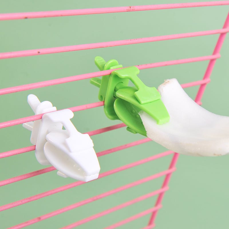 鳥用フードクリップ 2個セット インコ オウム 小鳥 餌ホルダー 野菜 果物 おやつ 固定 ケージ取り付け プラスチック製 食べ物保持 ペットバード用品 グリーン ホワイト