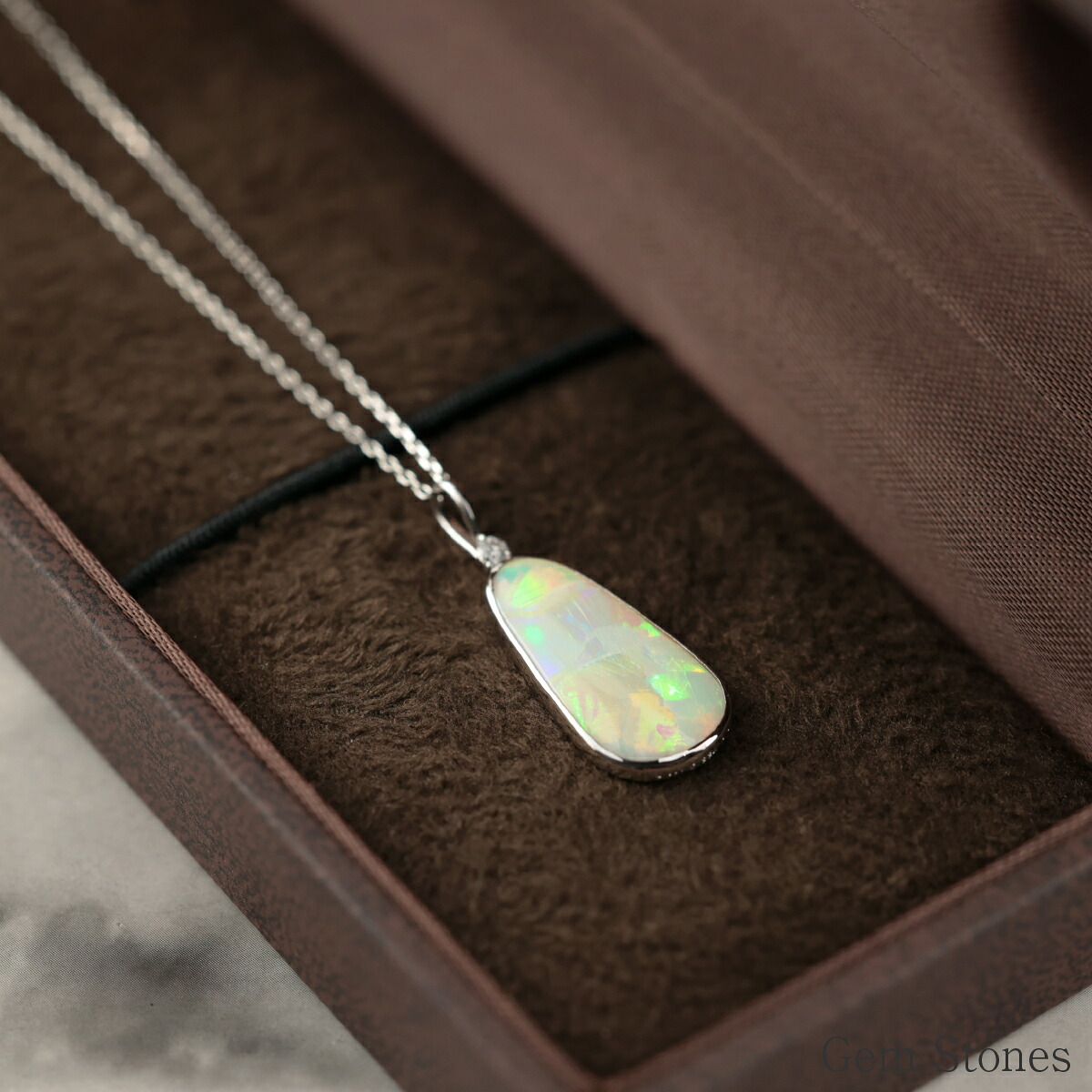 オパール ネックレス 2.344ct ダイヤモンド プラチナ Pt900 ペンダント シンプル エレガント 上品 レディース 宝石 ダイヤ 一粒 一石 ジュエリー 10月 誕生石 プレゼント
