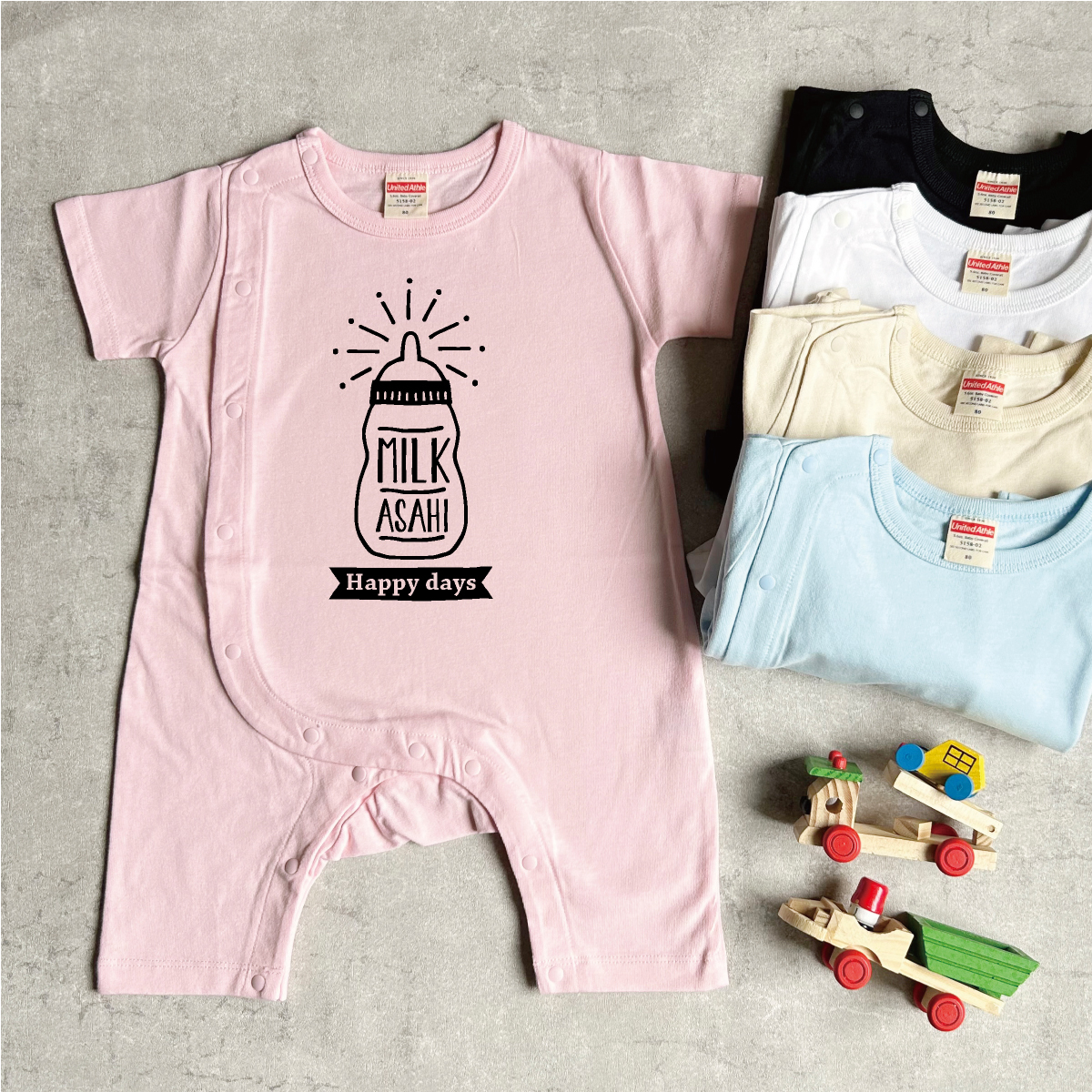 【名入れ】3枚親子セット ミルクカフェTシャツ・ロンパース 誕生日 出産祝い 結婚祝い 名前入り 家族 夫婦 親子 ファミリー ファミリーフォト お揃い ペア ペアルック ペアTシャツ 親子ペア 夫婦ペア マタニティフォト 結婚記念 プレゼント ギフト ペアギフト ホワイトデー バレンタインデー クリスマスプレゼント
