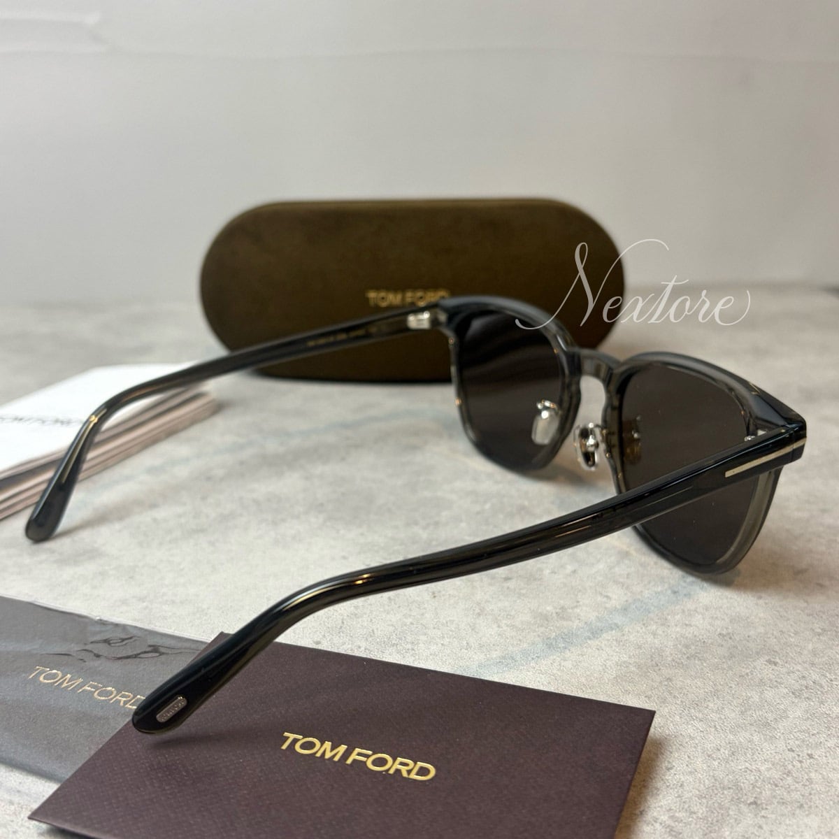 【並行輸入品】【正規品・新品 箱付き】TOMFORD トムフォード TF1051K FT1051K 20E イタリア製 サングラス メガネ 眼鏡 メンズ レディース TOM FORD トム フォード 伊達メガネ