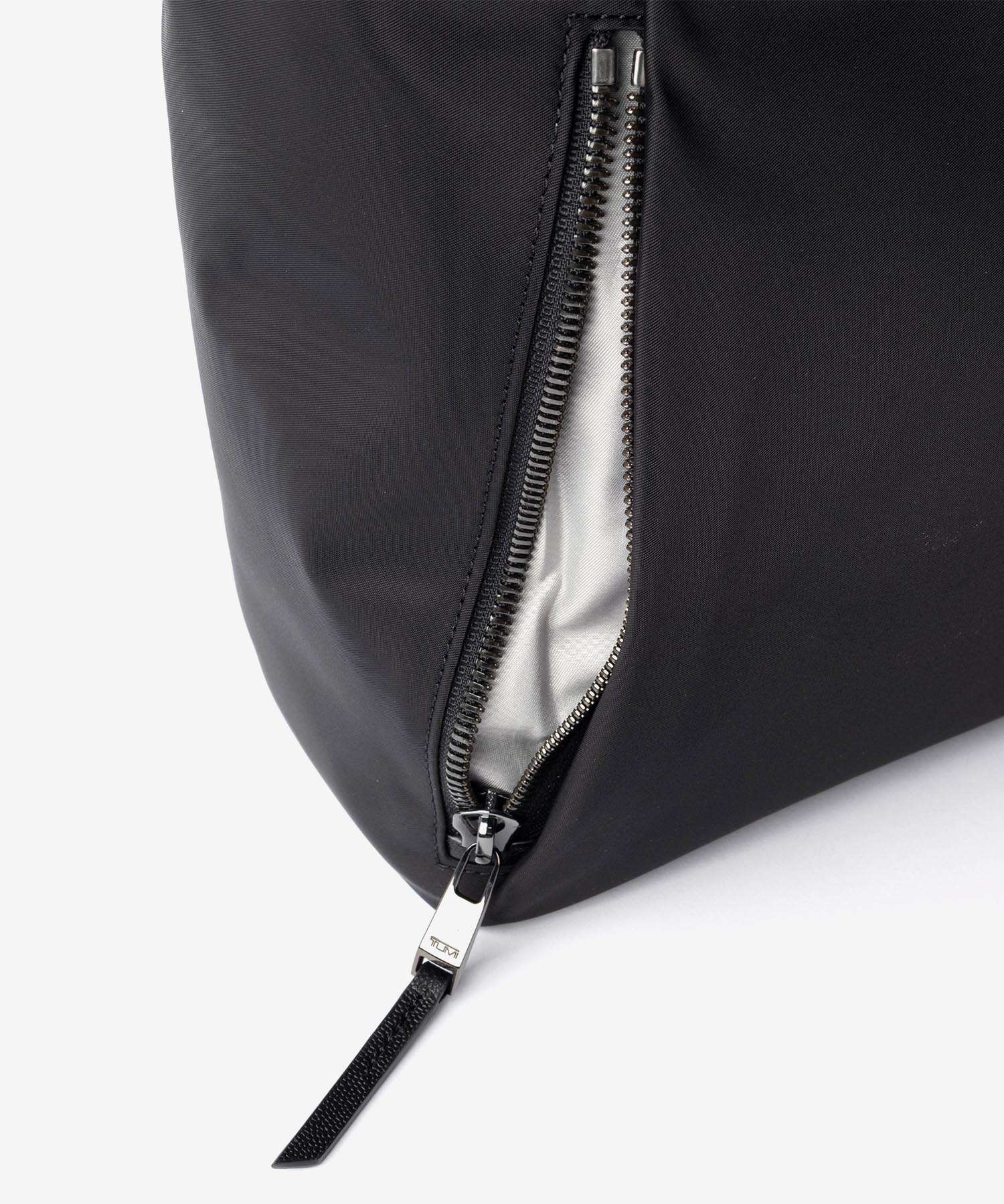 トゥミ TUMI VOYAGEUR ヴォヤジュール VALETTA MEDIUM TOTE ヴァレッタ ミディアム トート 0196722 159130 トートバッグ レディース バッグ