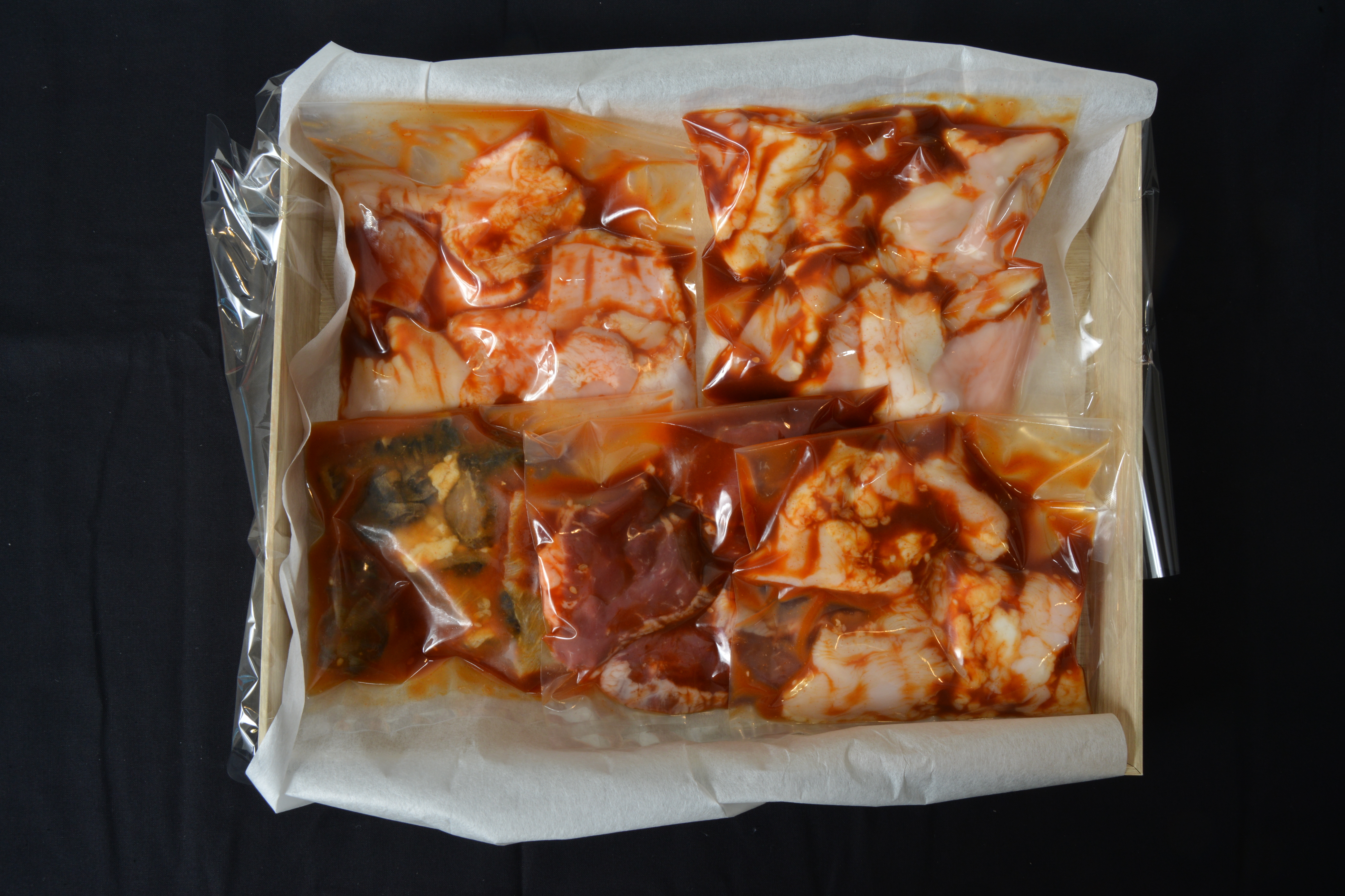 国産牛ホルモン詰め合わせ　KHT-01【送料無料※一部地域を除く】牛肉  ホルモン　ギフト 御中元 御歳暮 御礼 結婚内祝 出産内祝 粗品 快気祝い 