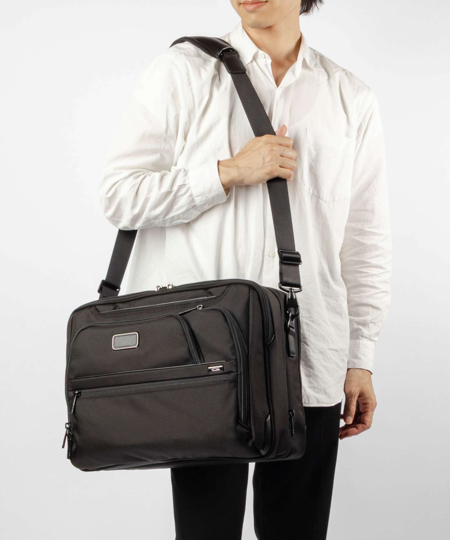 トゥミ TUMI ALPHA アルファ MEDIUM 15 EXP BRIEFCASE ミディアム 15インチ エクスパンダブル ブリーフケース 02603141D4 158971 ビジネスバッグ 通勤 メンズ バッグ ブラック