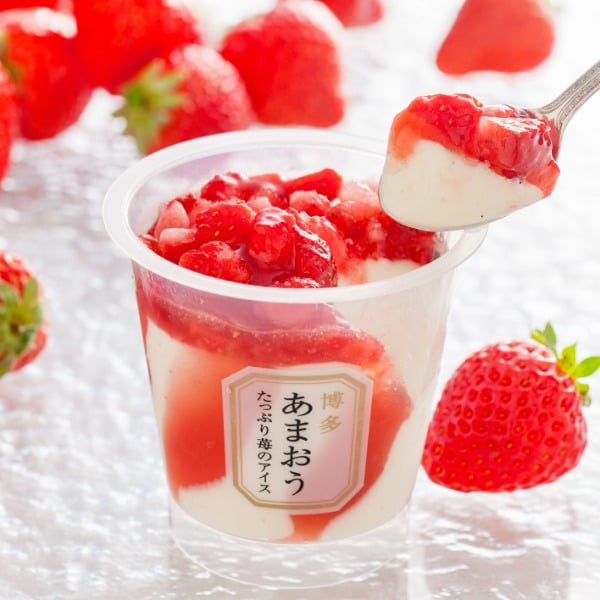 博多あまおう たっぷり苺のアイス 6個入(ギフト プレゼント アイス ジェラート いちご あまおう 贈り物 お祝い 内祝い 結婚祝い 結婚内祝い 出産内祝い 手土産 お返し お礼 快気祝い 退職祝い 引越祝い 詰め合わせ 挨拶 人気 おすすめ)