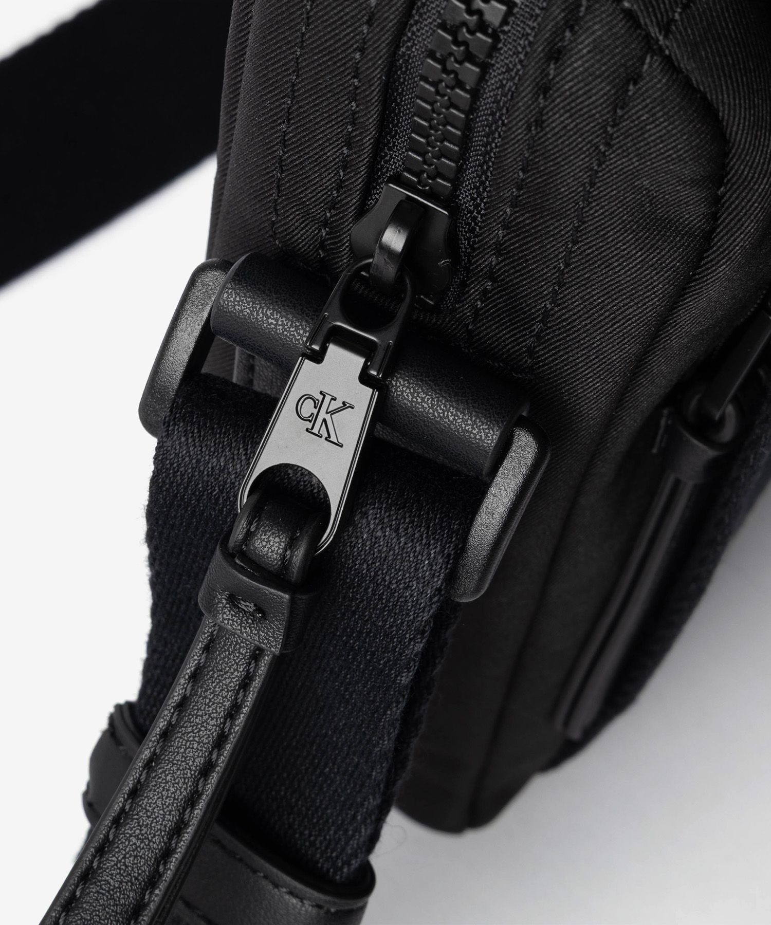 カルバンクライン Calvin Klein CANVAS MIX REPORTER キャンバス ミックス リポーター LV04D3366G ショルダーバッグ メンズ バッグ