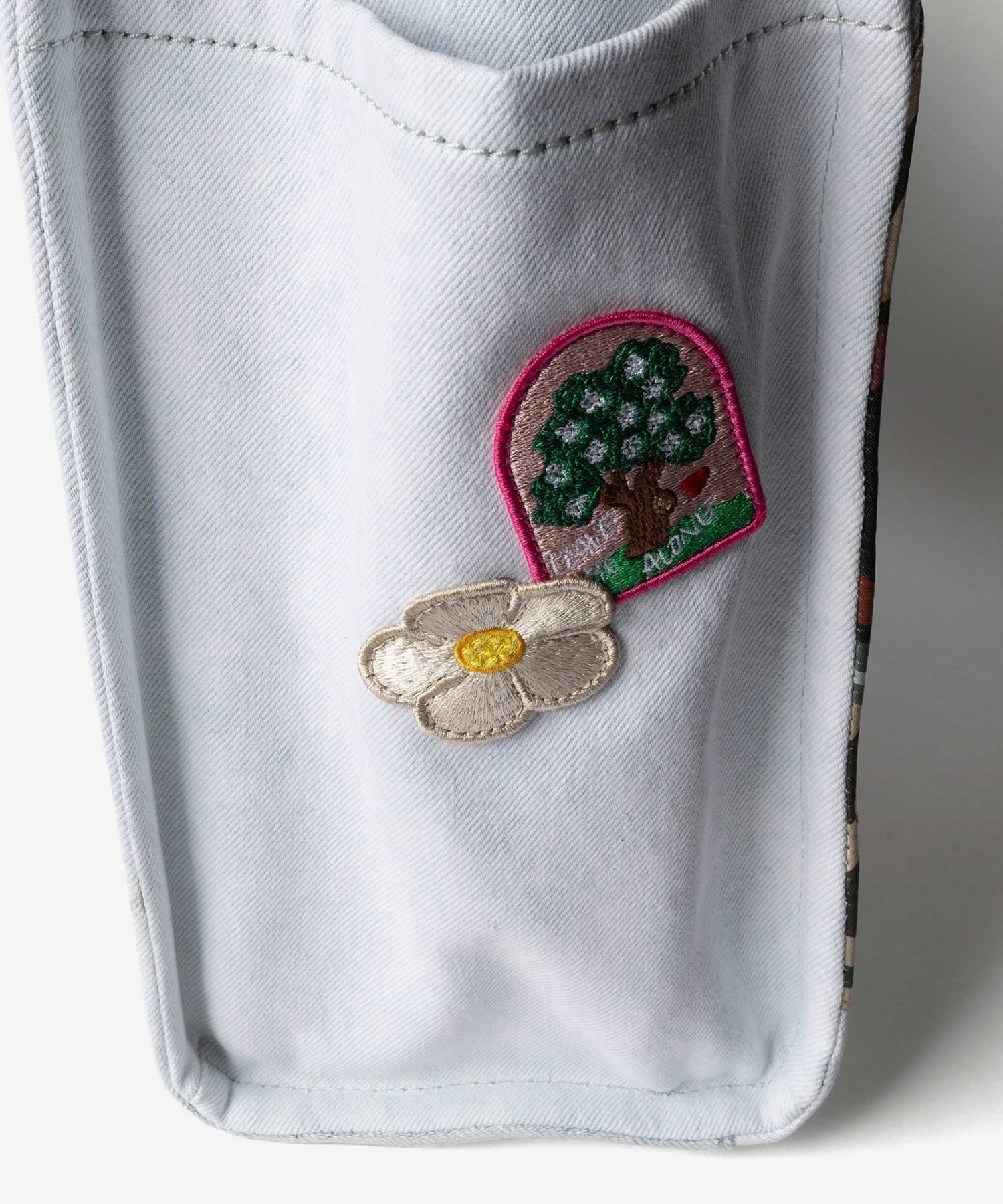マークジェイコブス MARC JACOBS THE CAMP PATCHWORK DENIM LARGE TOTE BAG ザ キャンプ パッチワーク デニム ラージ トート バッグ 2P6HTT007H02 レディース バッグ