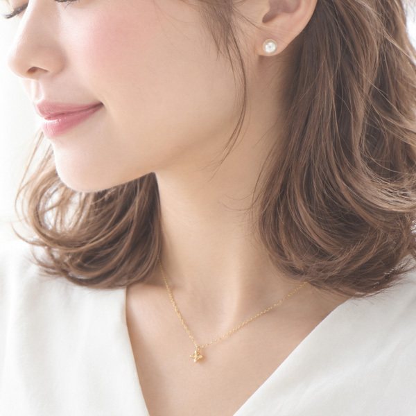 【マカバCZジルコニアネックレス☆日本製】大人/キューブ/華奢ネックレスが可愛い/レディース/プレゼント/誕生日/クリスマス/結婚式/ウェディング/発表会/パーティー/2次会/シンプル
