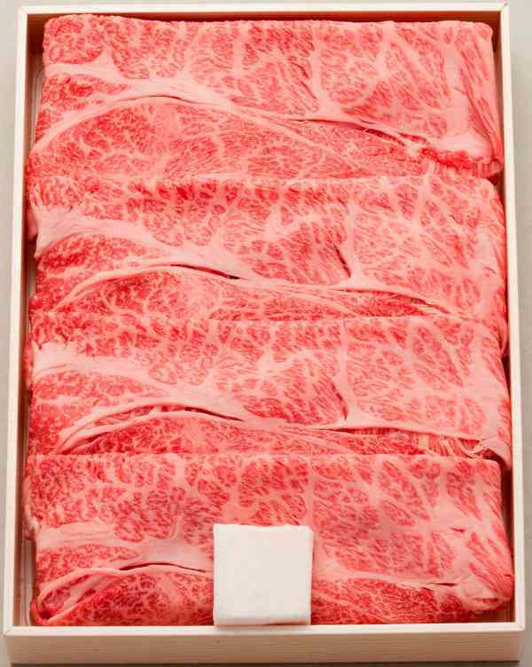 松阪牛 すき焼き 肩ロース 400g 高級 牛肉 和牛 ブランド牛 三重県産 赤身 脂 ギフト 贈答用 お祝い 内祝い お礼 お返し 贈り物 プレゼント 贅沢 お取り寄せ グルメ 冷凍 敬老の日