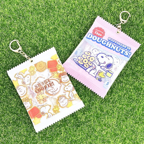 スヌーピー シール入りミニポーチ アイボリー ステッカー 文具 SNOOPY