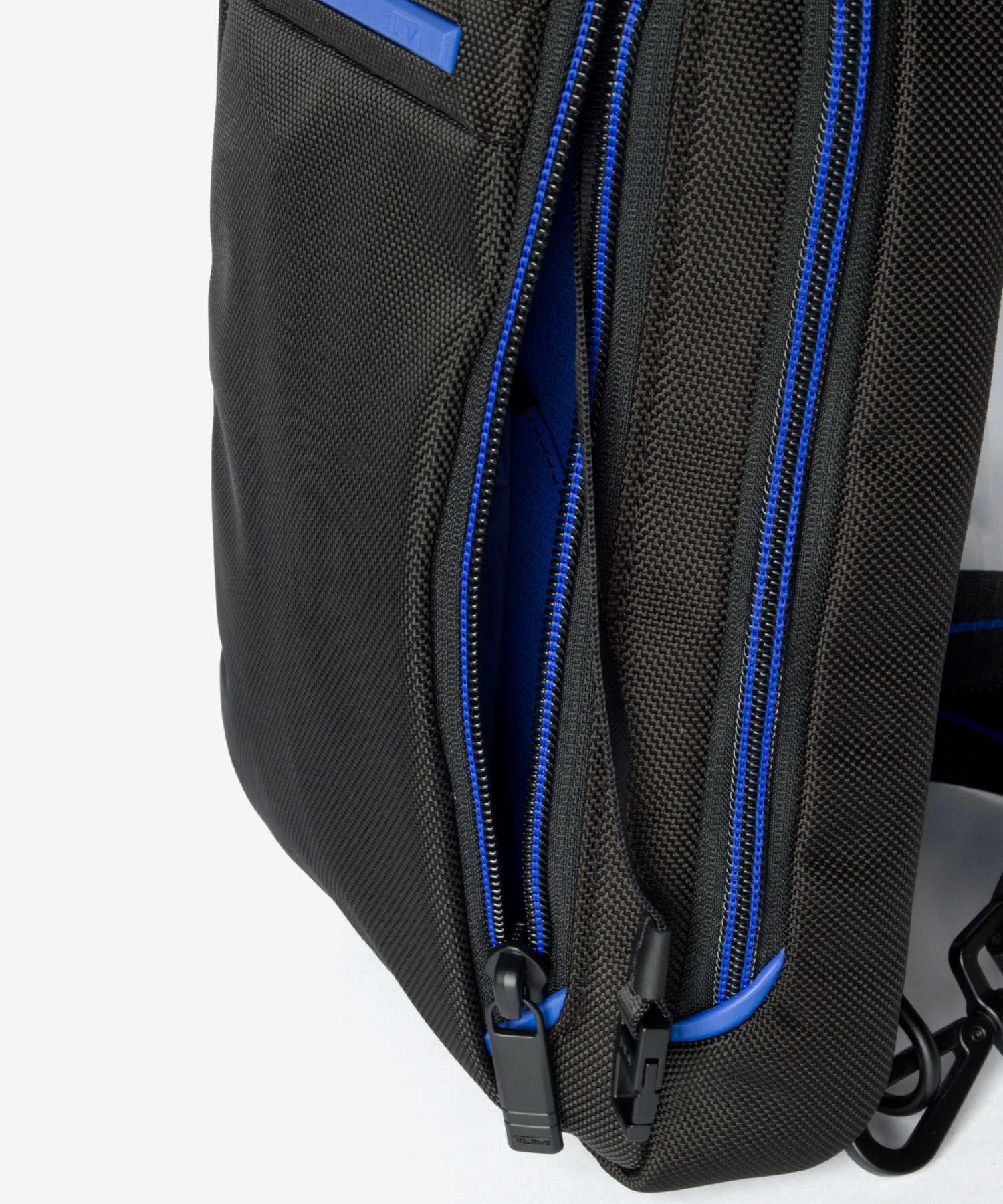 トゥミ TUMI ALPHA アルファ SLING スリング 02203729DUB4 02203729D4 ボディバッグ ショルダーバッグ メンズ バッグ