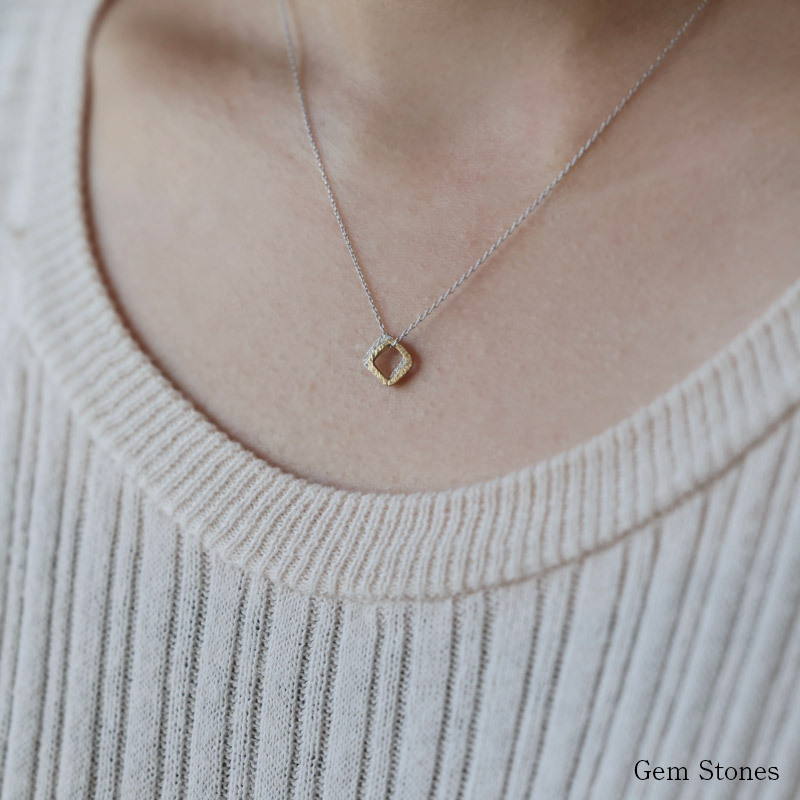 le lien carre.c ゴールド シルバー ネックレス シンプル 可愛い スクエア 四角 プチ つけっぱなし お洒落 レディース 18金 K18 地金 ダブル ペンダント ジュエリー アクセサリー プレゼント
