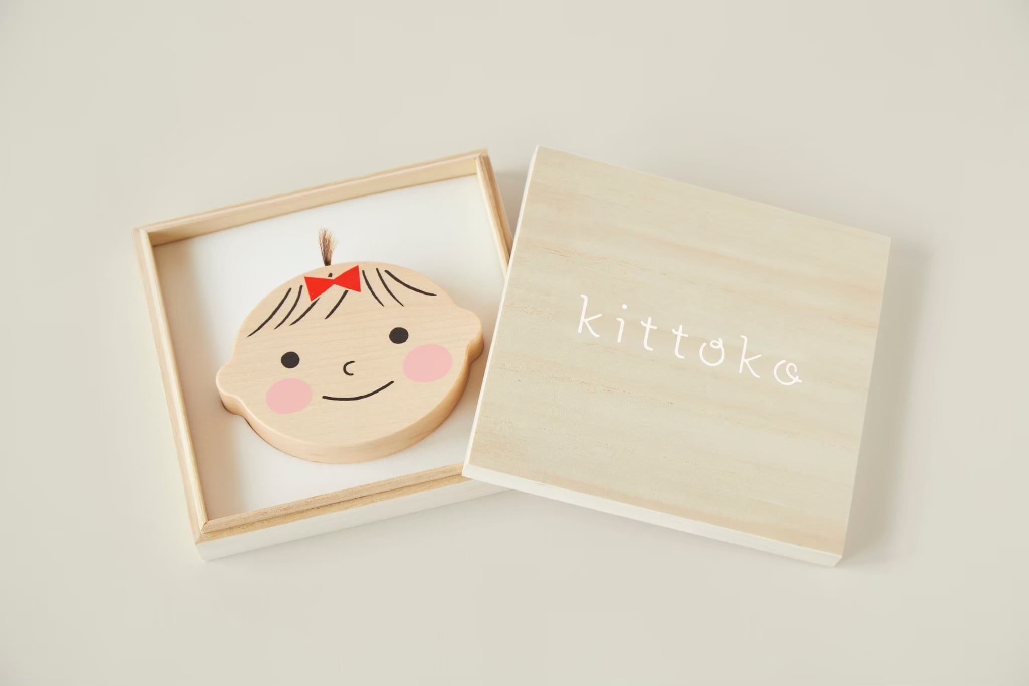kittoko【red】ファーストヘア ファーストカット 出産祝い お誕生日 ギフト プレゼント　赤ちゃん　筆