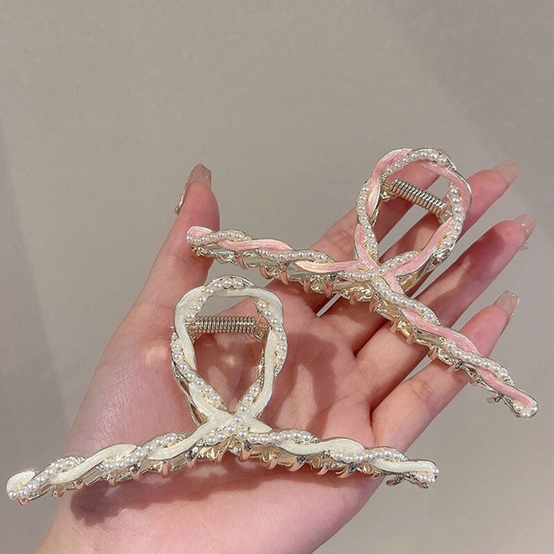 ヘアクリップ しっかり留まる パール ビーズ キラキラ バンスクリップ 髪留め バレッタ バンス ヘアアクセサリー 大人 シンプル 大きい おしゃれ かわいい 髪 ホワイト ブラック トレンド ガーリー 落ちにくい ボリューム ギフト ロングヘア