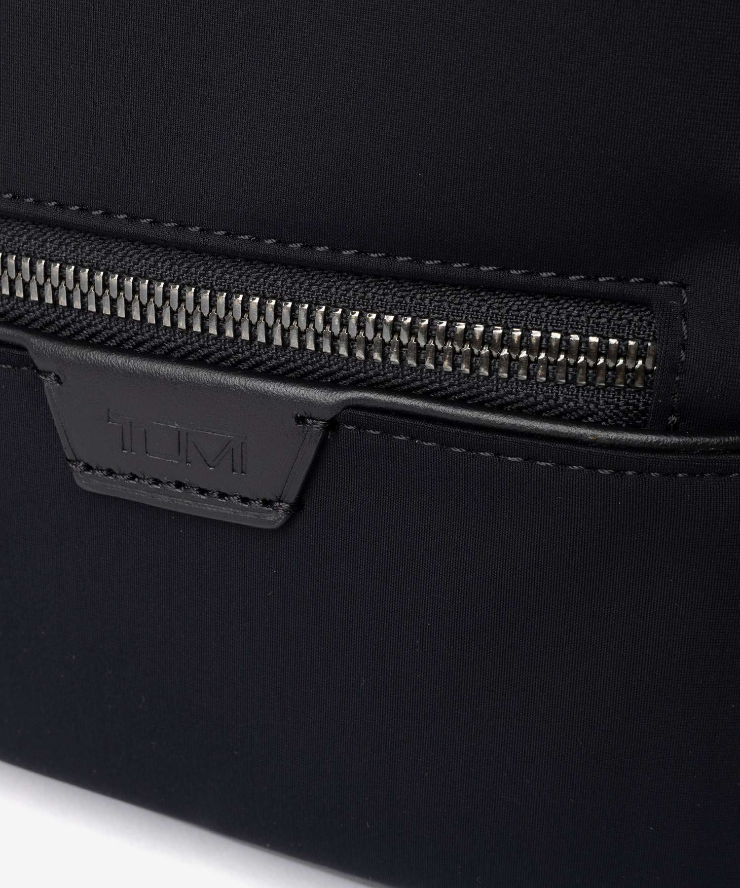 トゥミ TUMI HARRISON ハリソン AVONDALE TOP ZIP BRIEF アヴォンデール トップ ジップ ブリーフ 06602052D 148590 ブリーフケース ビジネスバッグ ショルダーバッグ メンズ バッグ