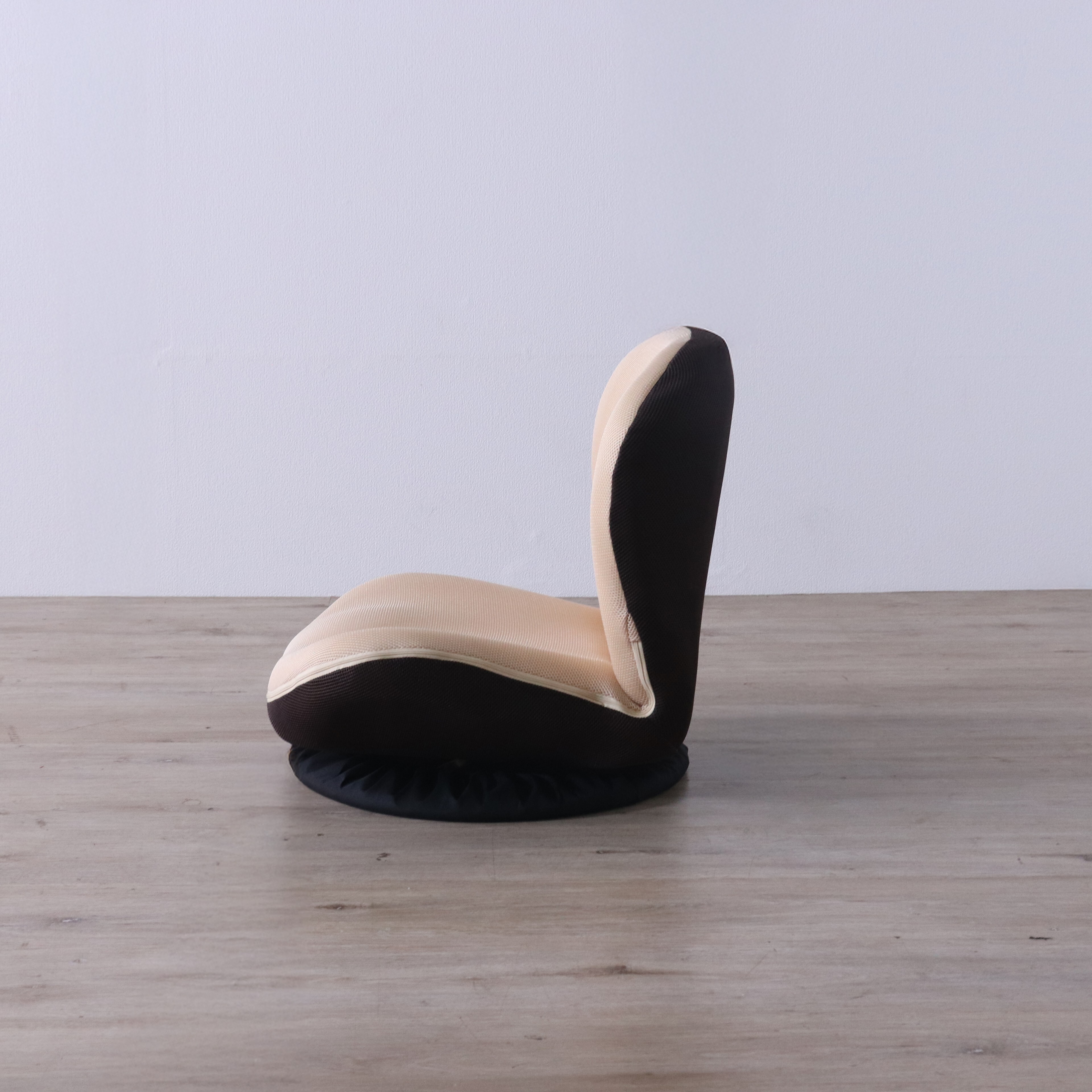 高座椅子 カム 回転式 リクライニング 完成品 360度回転 ブラック・ベージュ W52×D58~92×H52cm座面高15cm 座椅子 リクライニングチェア パーソナルチェア 肘付き ブラック ベージュ おしゃれ