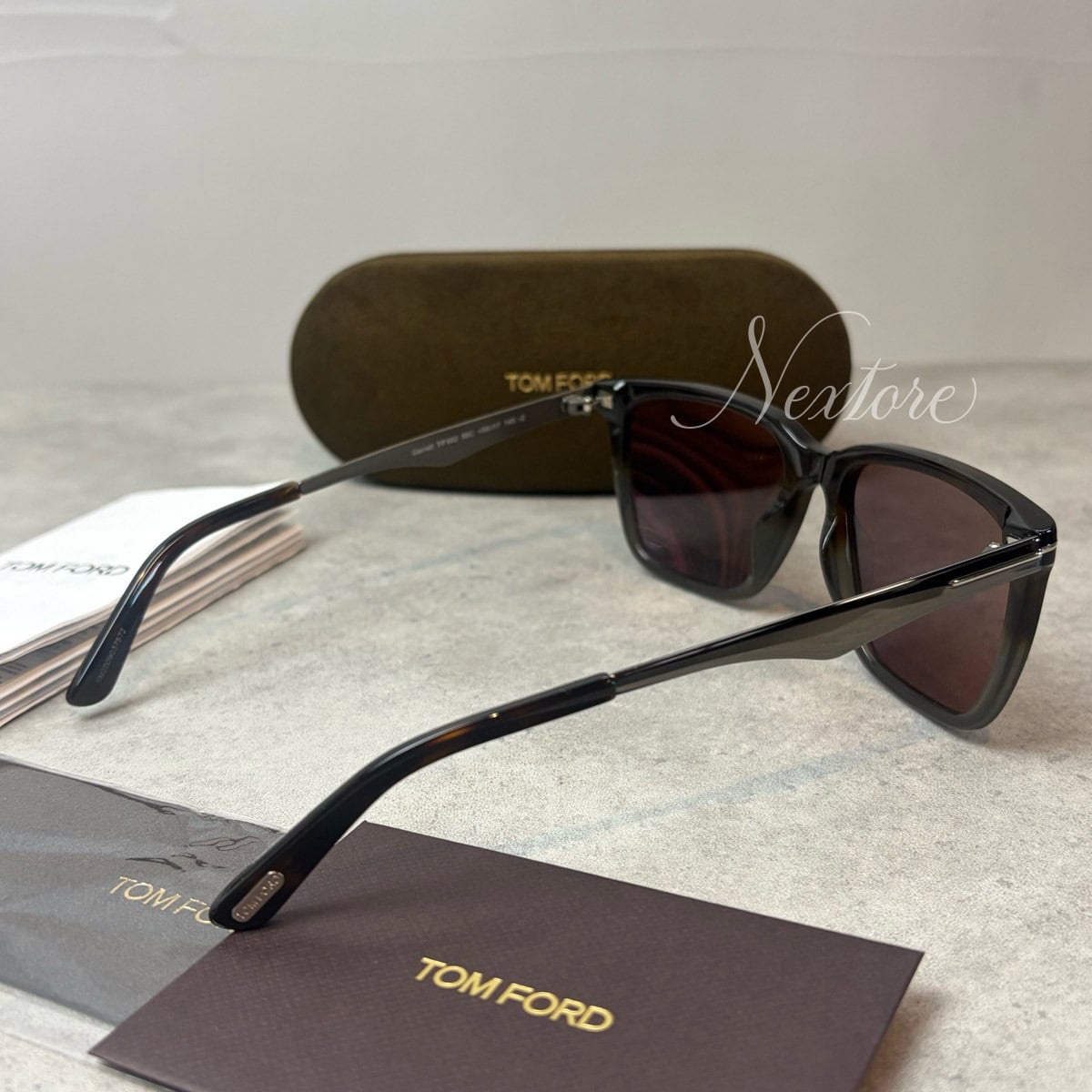 【並行輸入品】【正規品・新品 箱付き】TOMFORD トムフォード TF862 FT862 56C イタリア製 サングラス メガネ 眼鏡 メンズ レディース TOM FORD トム フォード 伊達メガネ
