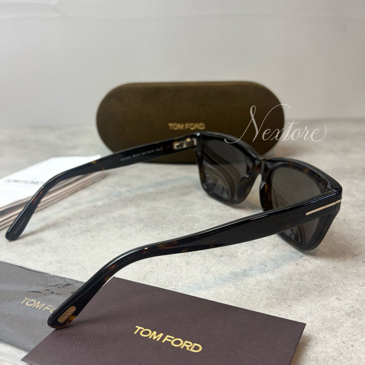 【並行輸入品】【正規品・新品 箱付き】TOMFORD トムフォード TF237 FT237 52N イタリア製 サングラス メガネ 眼鏡 メンズ レディース TOM FORD トム フォード 伊達メガネ