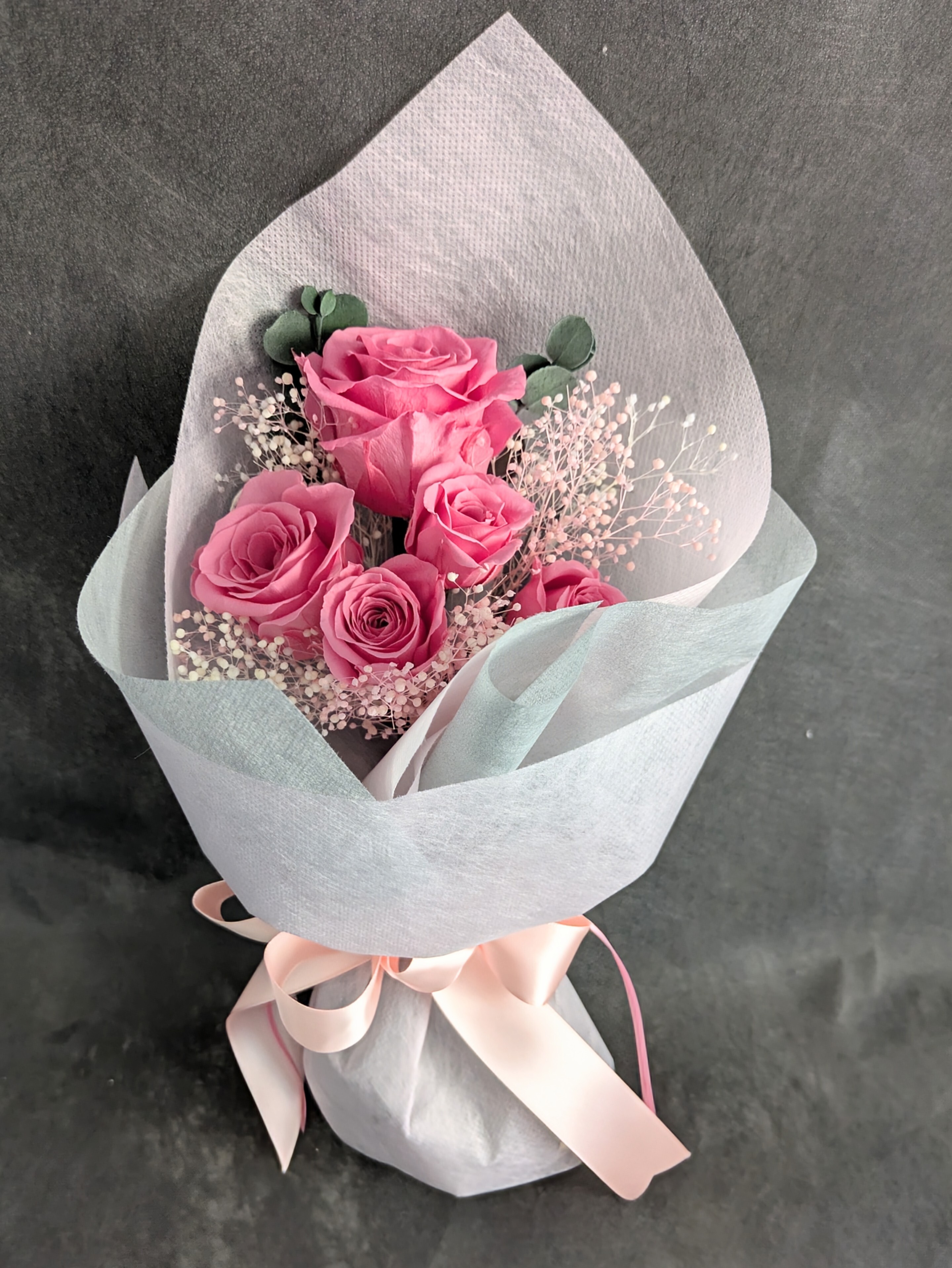 プリザーブドフラワーピンクの薔薇5輪の華色ふんわり花束（花束ラッピング）