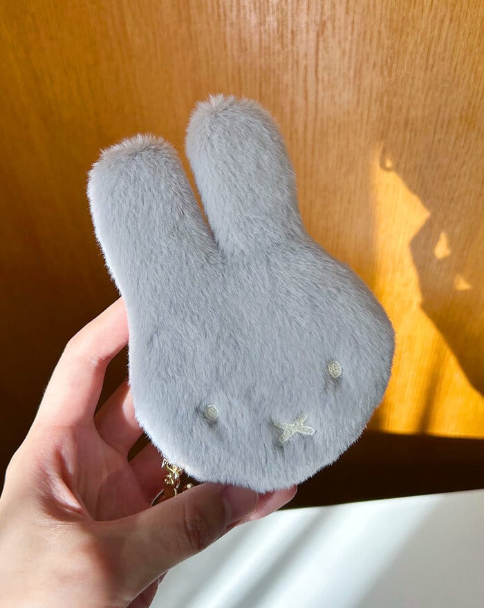 ミッフィー ファー 小銭入れ miffy フェイスシリーズ コインケース フェイス ミッフィーグッズ ミッフィー好き ミニポーチ ポーチ レディース 小物入れ 小物 プチギフト リング付き 子供 大人 ファーポーチ 女の子 プレゼント ギフト 贈り物
