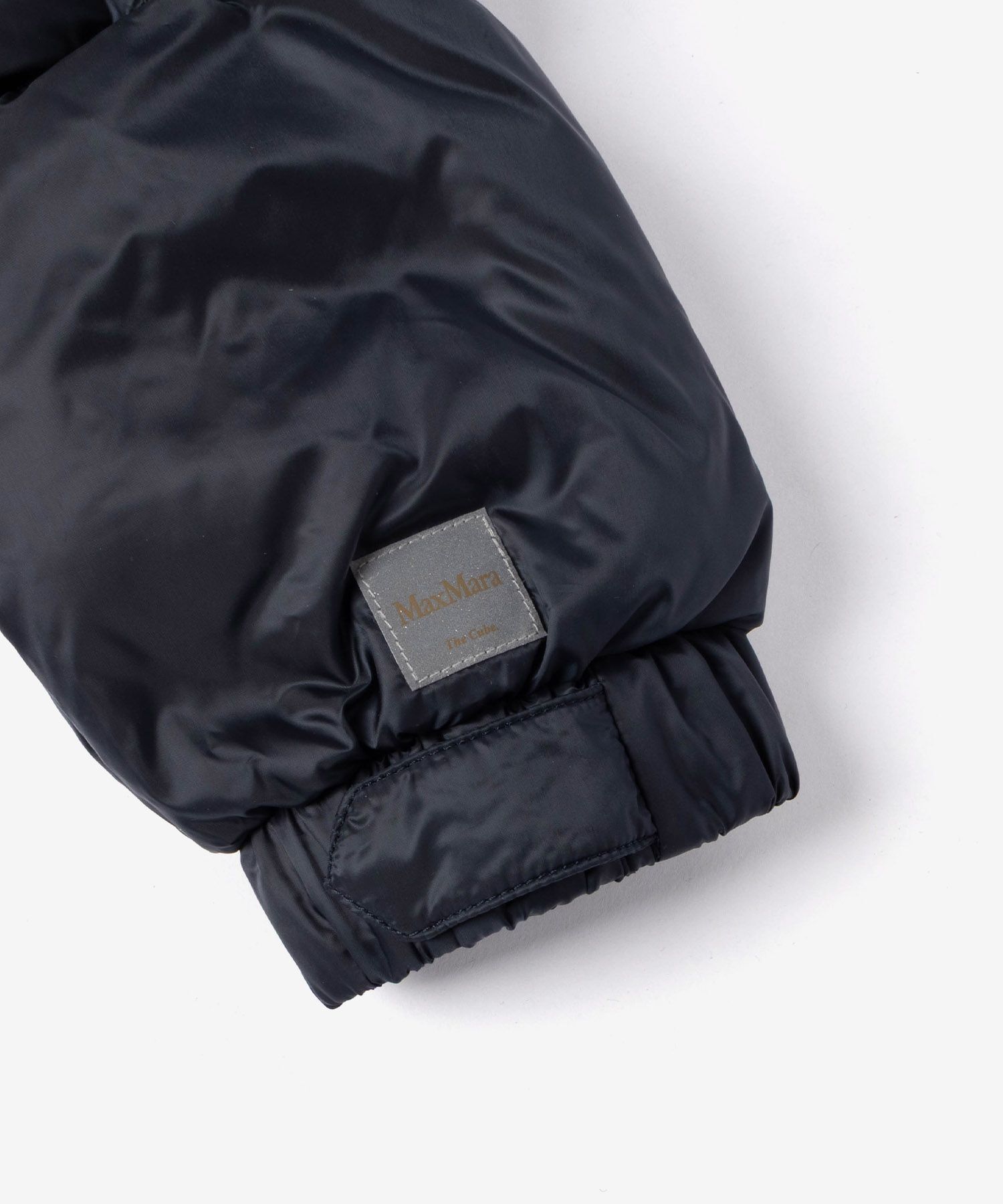 マックスマーラ Max Mara THE CUBE ザ キューブ SEIA Roomy puffer jacket in water repellent plain セイA テクニカル キャンバス ダウンジャケット 2629486085600 レディース アウター