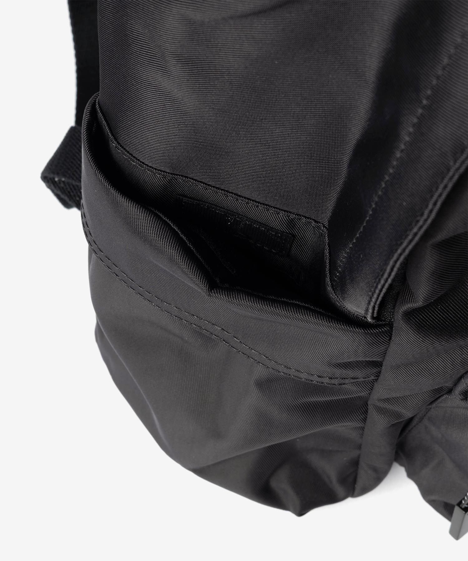 カルバンクライン Calvin Klein BOLD ROUND BACKPACK ボールド ラウンド バックパック LV04D3114G リュックサック メンズ バッグ