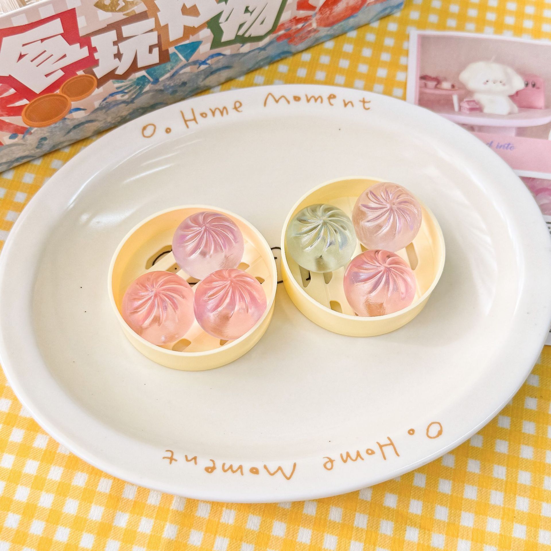 包子 スクイーズ ぷにぷに やわらか 饅頭 フードモチーフ ミニチュア キーホルダー バッグチャーム かわいい 面白い 雑貨 握って楽しむ 玩具 小物 子供 大人 プレゼント ランダム色