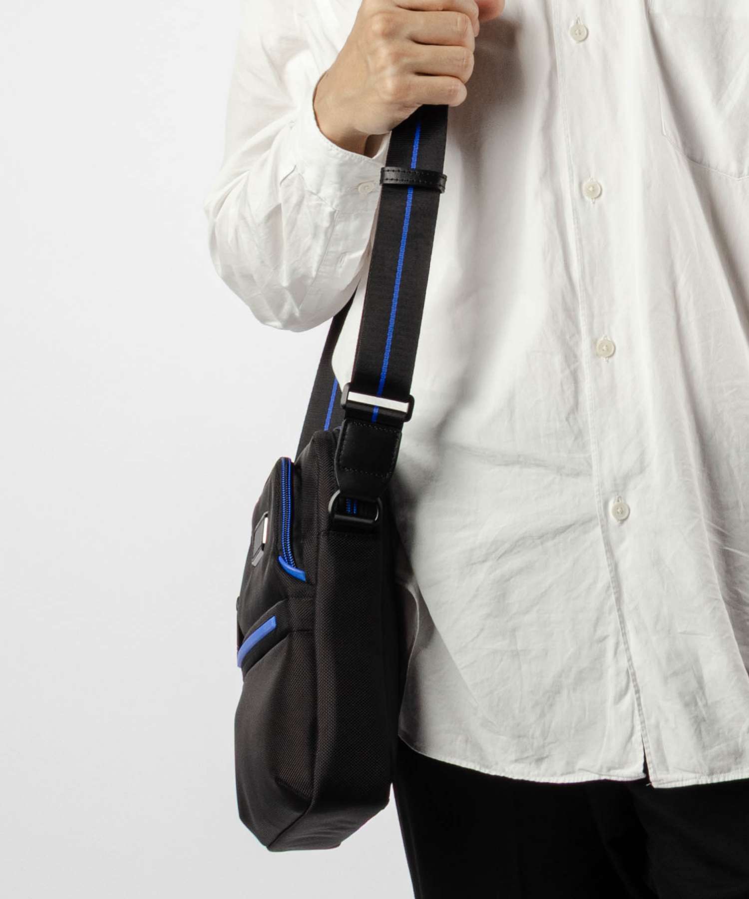 トゥミ TUMI ALPHA アルファ MEDIUM CROSSBODY ミディアム クロスボディ 02203110DUB4 158974 ショルダーバッグ メンズ バッグ
