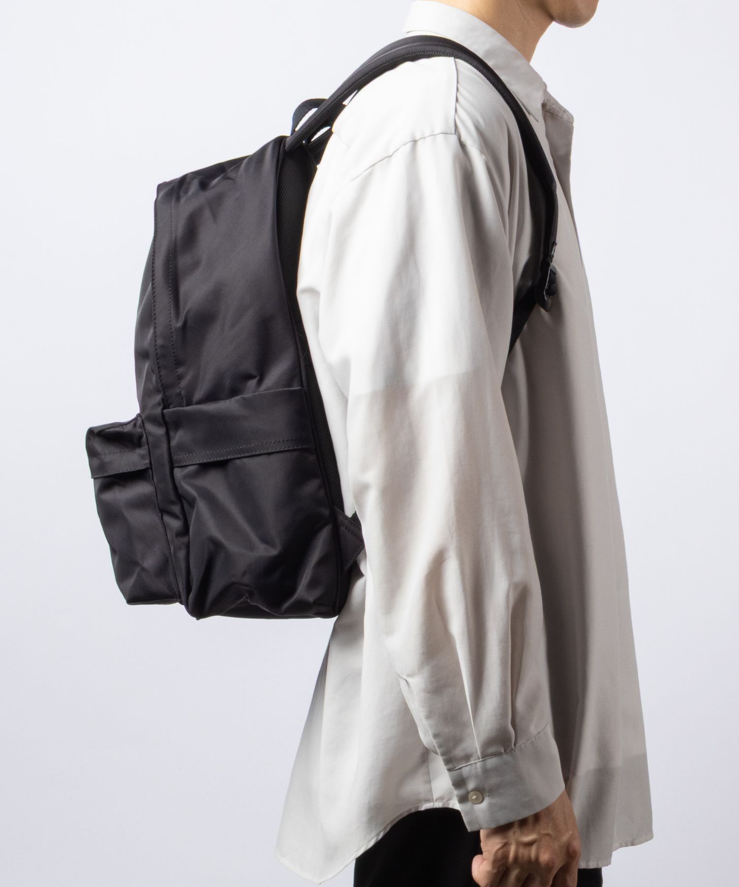 カルバンクライン Calvin Klein BOLD ROUND BACKPACK ボールド ラウンド バックパック LV04D3114G リュックサック メンズ バッグ