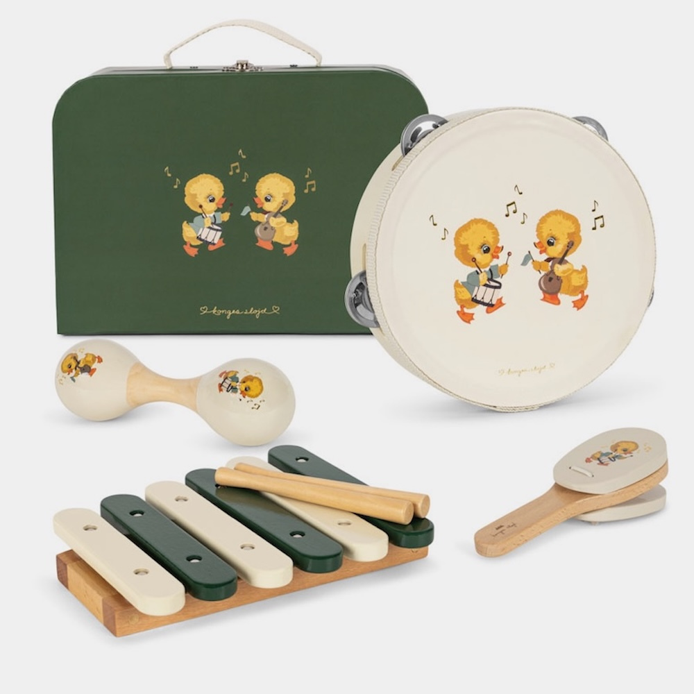 【北欧ブランド Konges Sloejd コンゲススロイド】【ギフト販売】楽器 ひよこ　ノイズメーカー 持ち運び可能 ご出産ギフト クリスマスギフト お誕生日におすすめ ベビーおもちゃ 出産ギフト　出産祝い　お誕生日プレゼント 送料無料(※一部地域を除く)