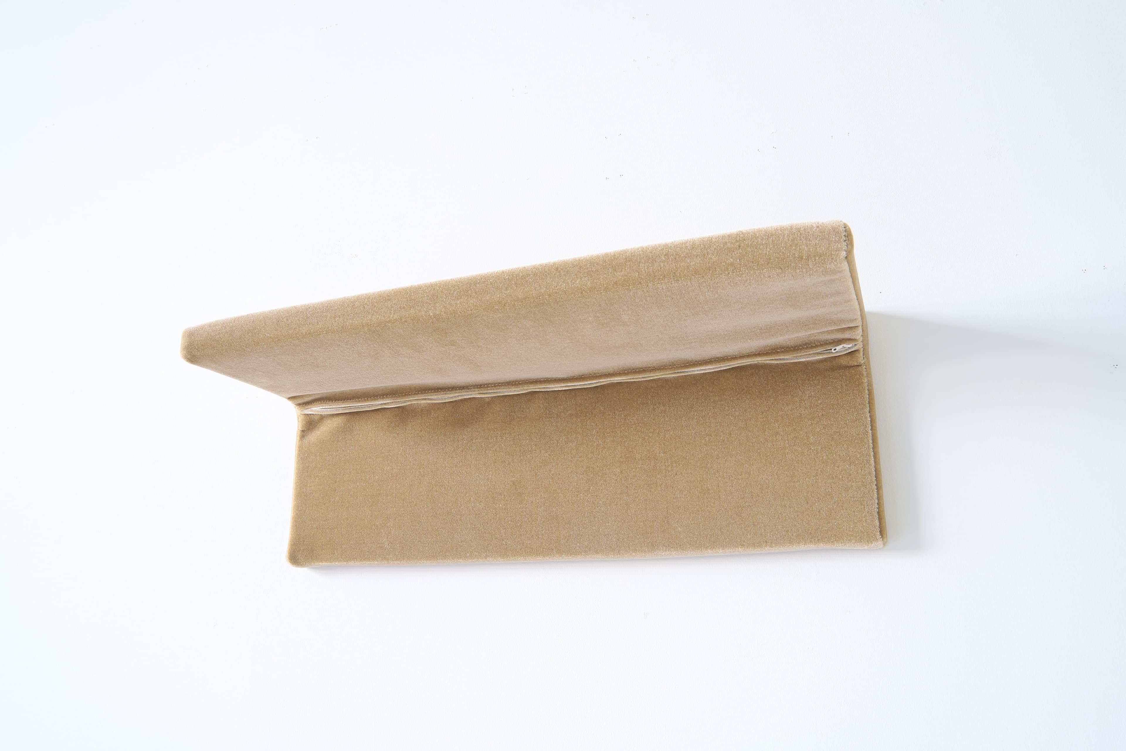 キャットウォーク 壁掛け 幅60.5cm モケット 日本製 完成品 arneco Cat Wall M キャットタワー キャットステップ 壁面収納 猫用家具 多頭飼い 運動不足対策 木製 ペット家具 猫用品 犬用品 省スペース リビング インテリア 北欧