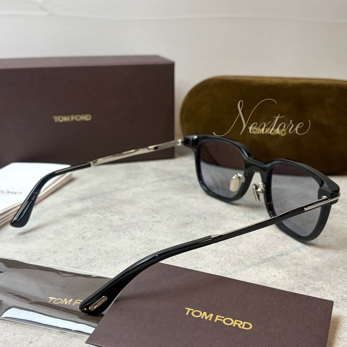 【並行輸入品】【正規品・新品】TOMFORD トムフォード TF1233D FT1233 01A イタリア製 サングラス メガネ 眼鏡 メンズ レディース TOM FORD トム フォード