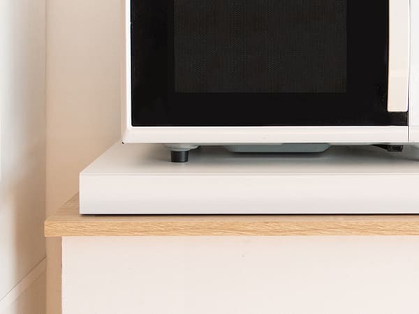 テーブル 電子レンジ下トレー トレイ 引き出し テーブル スライドトレー BR ブラウン ホワイト WH 置台 宮武製作所 一人暮らし 木目調 おしゃれ 収納 カウンタースペース最適化 使い勝手の良さ 落ち着いた雰囲気 モダンなデザイン スライドテーブル