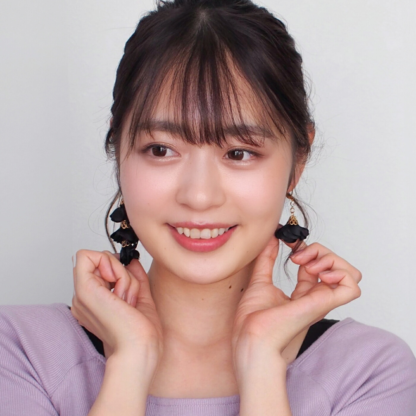 ピアス 金属アレルギー サージカルステンレス フック 落ちない 引っかからない 外れにくい フック 花びら フラワー タッセル 揺れる 上品 かわいい 大ぶり アシンメトリー ハロウィン コスプレ クリスマス パーティー