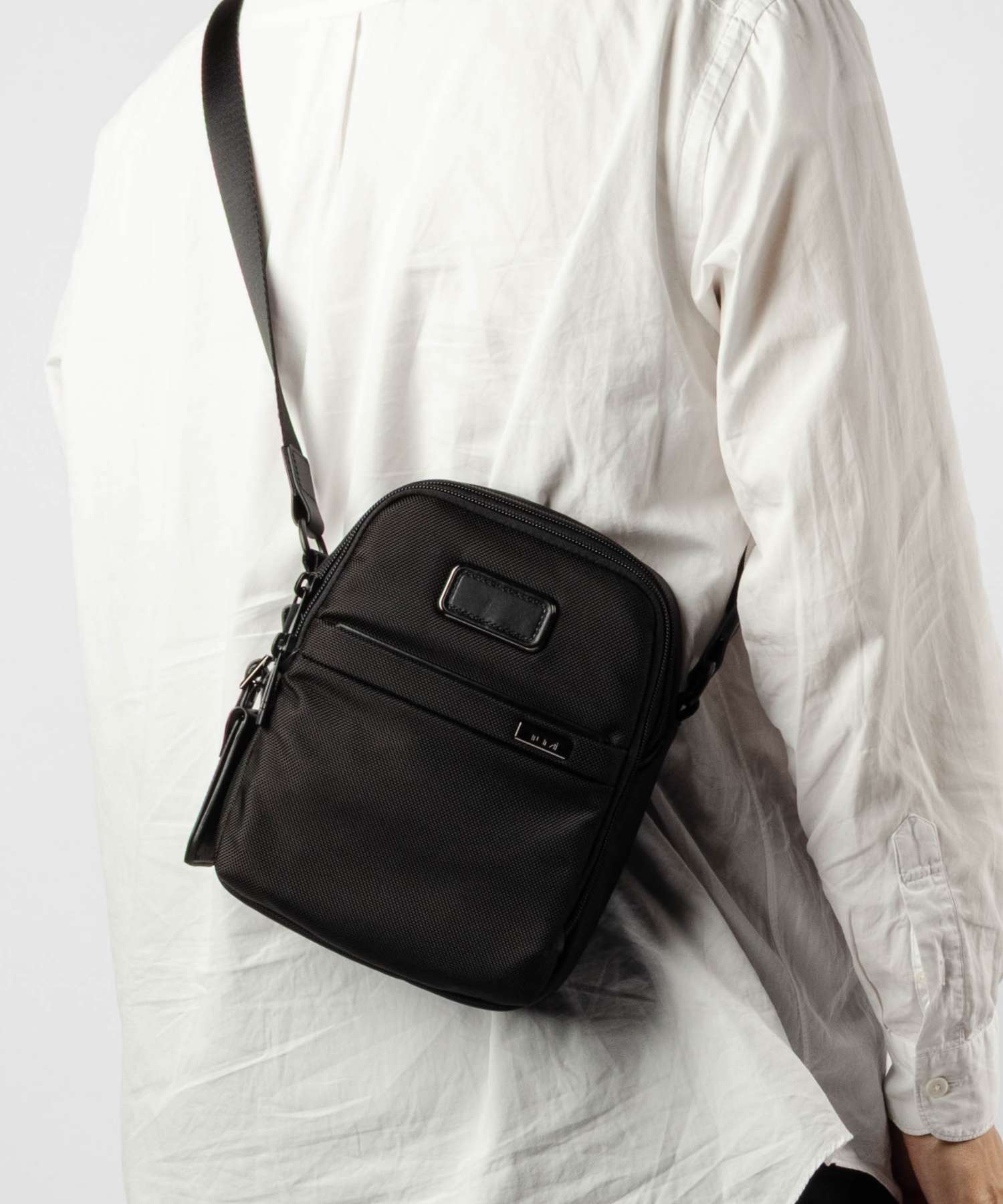 トゥミ TUMI ALPHA アルファ SMALL CROSSBODY スモール クロスボディ 02203724D4 158986 ショルダーバッグ メンズ バッグ