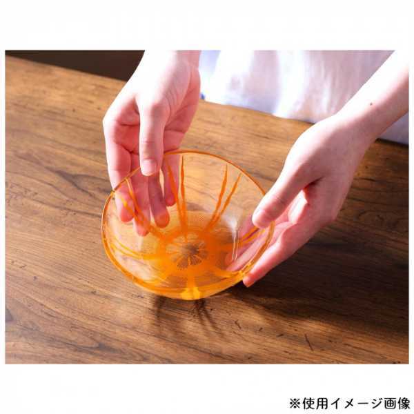 くらげ ガラスプレート 小鉢 アカクラゲ おしゃれ 食器 透明感 涼しげ デザート皿 盛り付け皿 インテリア 雑貨 置物 リアル 模様 贈り物 ギフト プレゼント セトクラフト