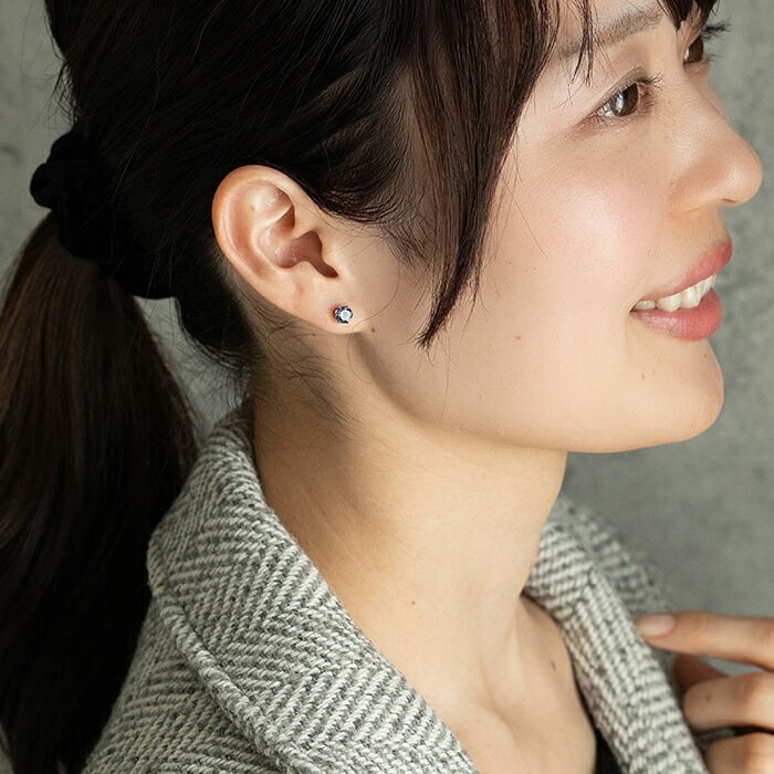 ピアス 金属アレルギー対応 アイオライト 5mm 宝石質 サージカルステンレス つけっぱなし セカンドピアス 品質保証書 ギフト 3月 9月 誕生石 青 紫 天然石 レディース メンズ 片耳用