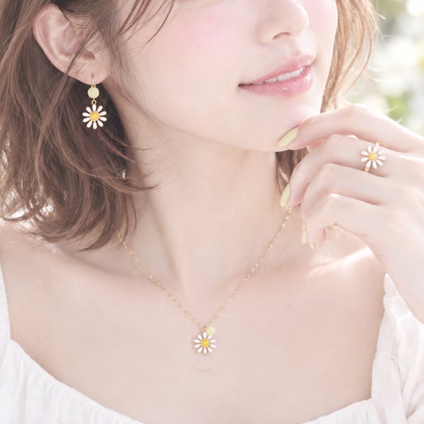 【マーガレットネックレス☆日本製】パーティや結婚式にもお勧め♪華奢ネックレスが可愛い/レディース/プレゼント/誕生日/クリスマス/ウェディング/発表会/パーティー/春/