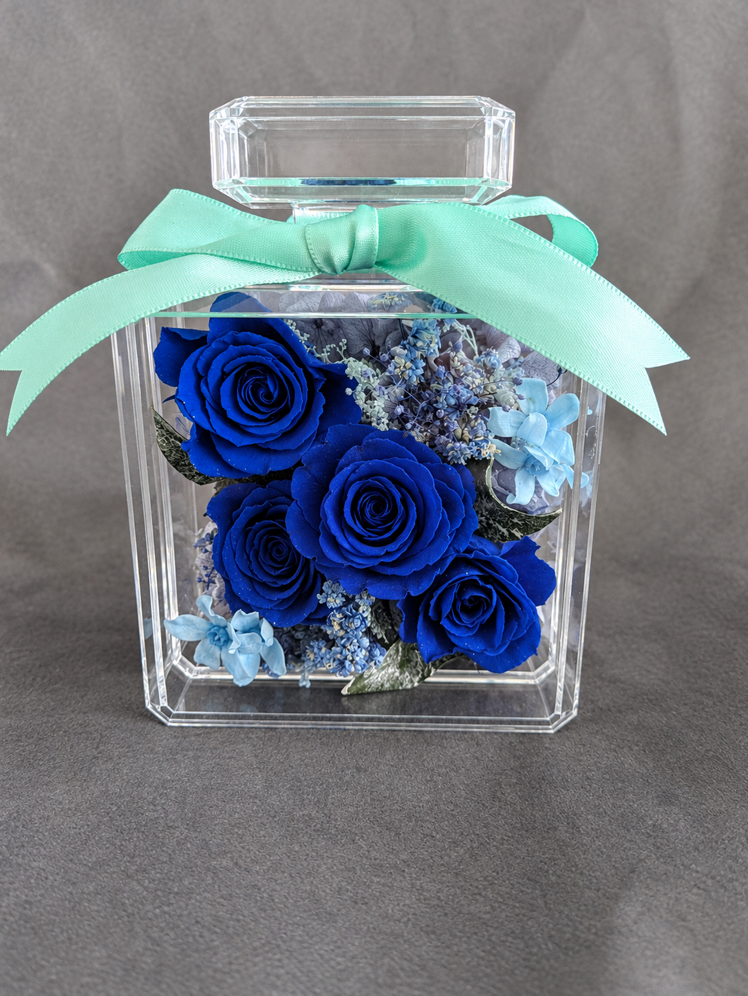 プリザーブドフラワー／青い薔薇と小花の香水瓶ギフト(ピンクと白い薔薇のカラーバリエーションあり)