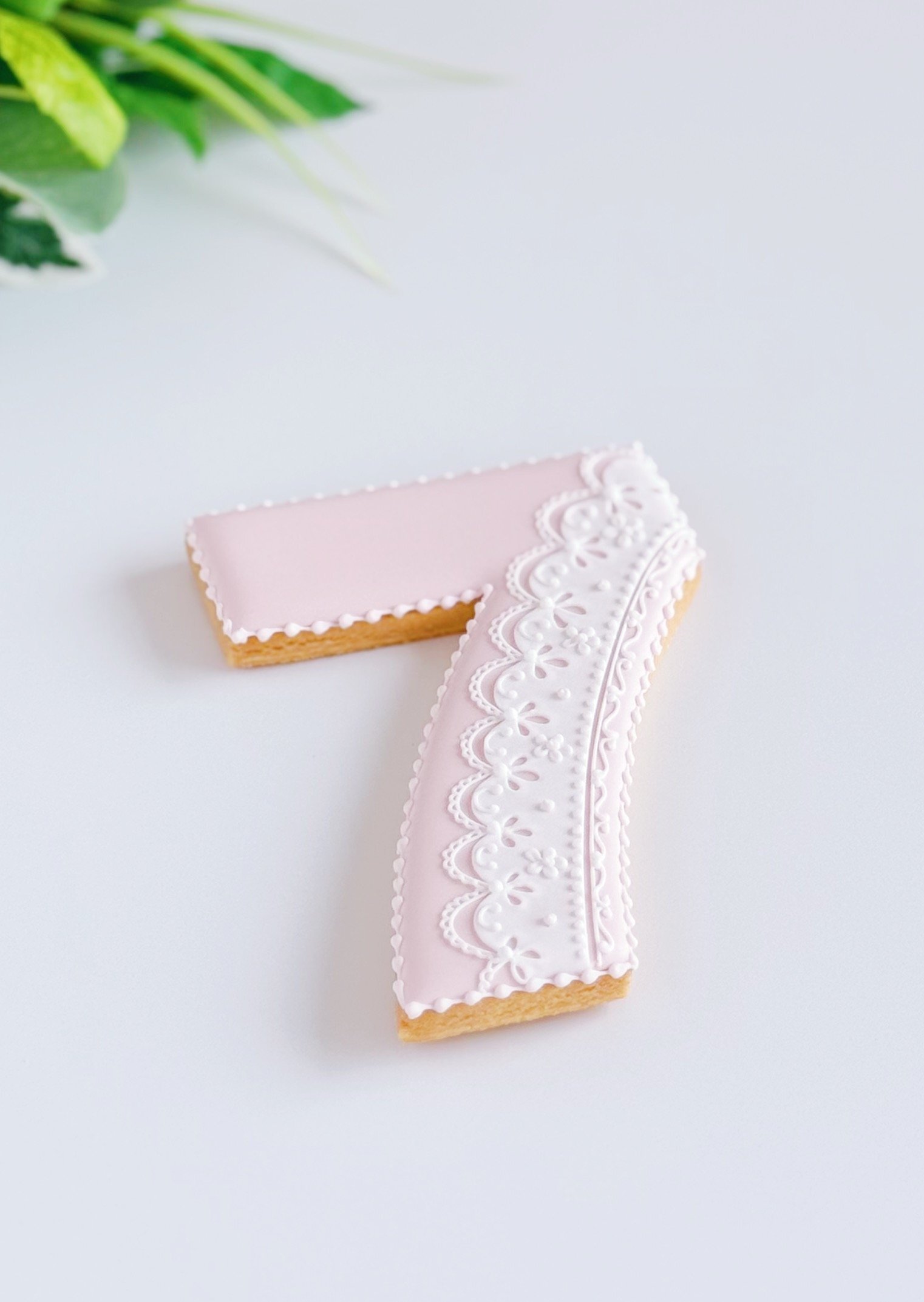 メモリアル数字クッキー《中サイズ》 お誕生日 記念日 結婚祝い 出産祝い 退職・送別 卒業・入学祝い 発表会 推し活 お礼・Thank youギフト ウェディング 周年祝い 開店・開業祝い