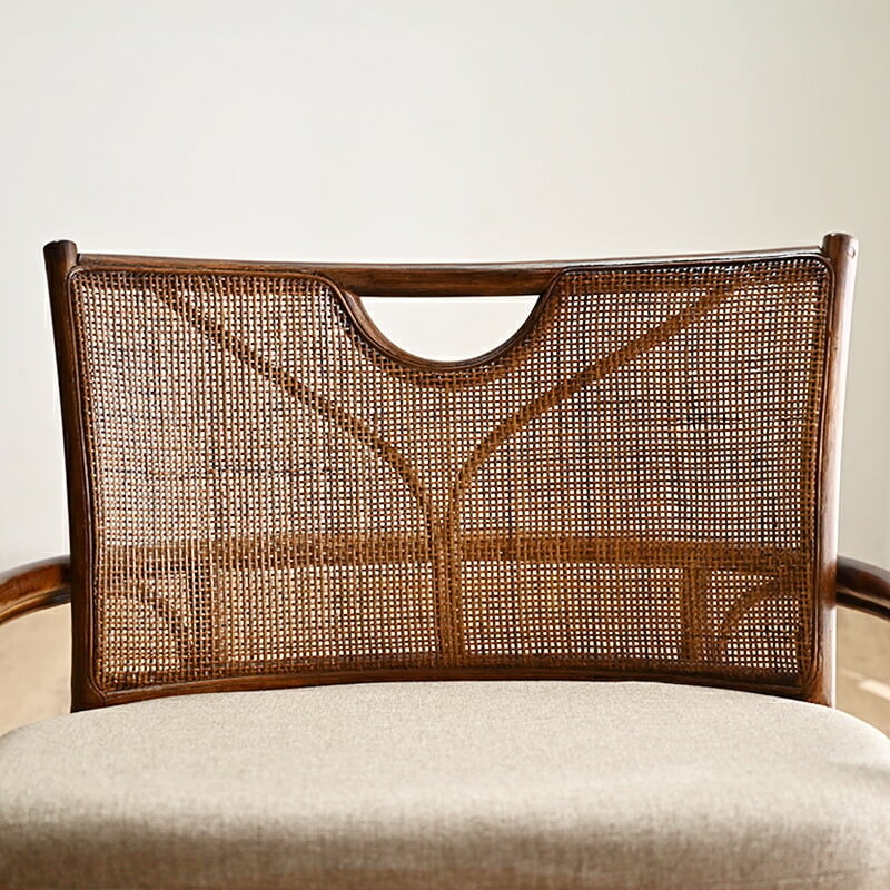 座椅子 あぐら ラタンチェア ローチェア rattan 椅子 リラックス フロアチェア ラウンジチェア パーソナルチェア イージーチェア ベージュ ナチュラル インテリア 和風 日本 畳 ひとり暮らし リビングチェア 北欧 おしゃれ 洋室 和室 ギフト