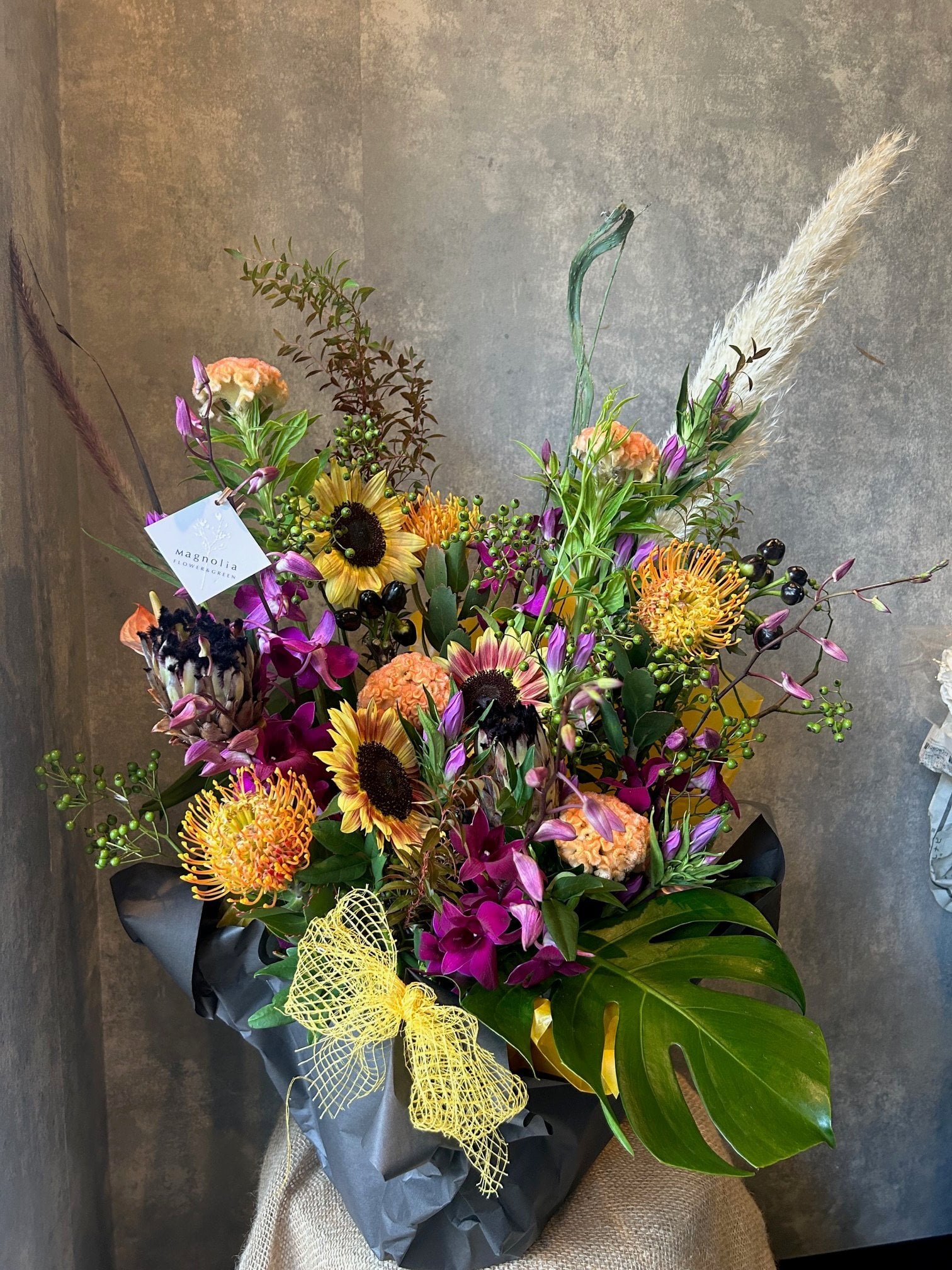 Season Flower Arrangement【LL】フラワーアレンジメント ギフト プレゼント 誕生日 記念日  母の日 父の日