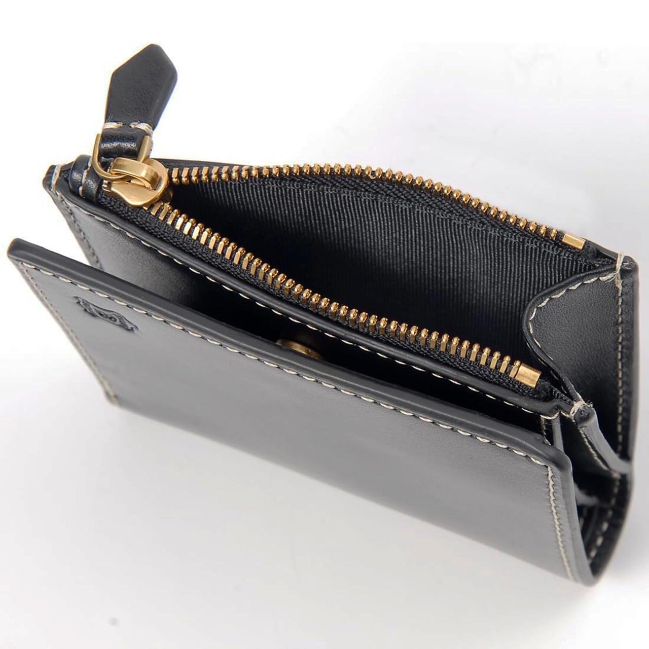 ベリーズヨーク　BELLIES YORK　コンパクト財布　二つ折り財布　BYTM1882BK　ブラック　黒色　ベジタブルタンニン　イタリアンレザー　牛革　”エイジングを楽しむ革小物”