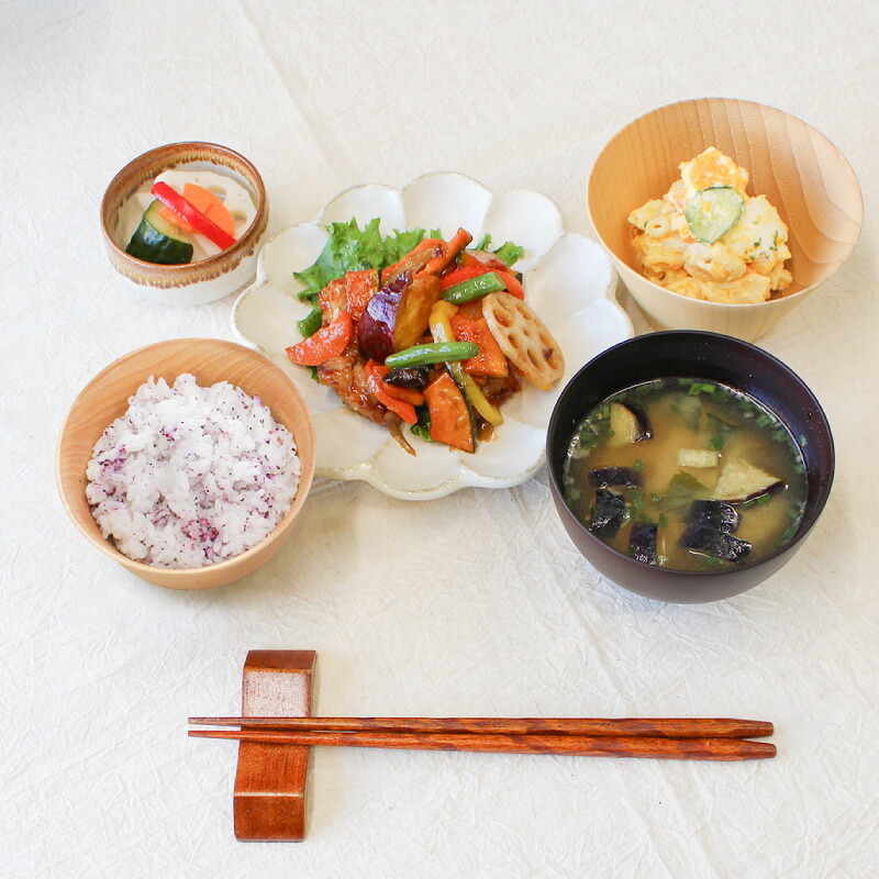 お椀 食洗機 汁椀 茶碗 茶わん 小 10.5cm 5点セット かわいい ギフト 食洗機対応 おしゃれ シンプル オシャレ 漆 木製 子供 結婚祝い 味噌汁 木 安心 天然木 子ども 白 小さめ 安全 家族 お味噌汁 プレゼント 羽反 漆器