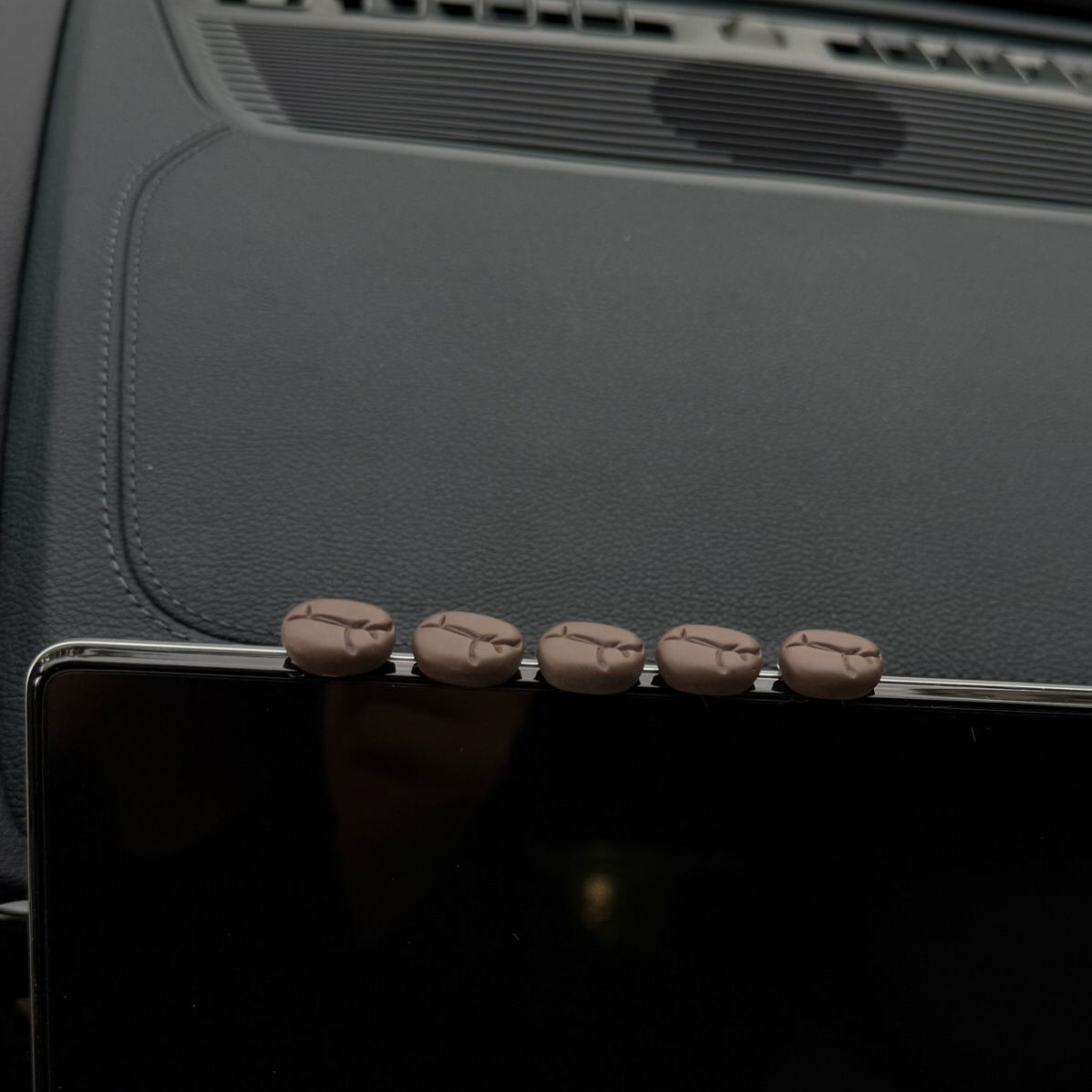 コーヒー豆 車内 置物 ミニチュア カップ 6点セット カーアクセサリー ディスプレイ 飾り レトロ かわいい おしゃれ インテリア ダッシュボード モニター デスク 装飾 雑貨 プレゼント