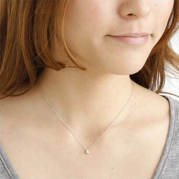 K18WG ダイヤモンド ネックレス ムーンペンダント 18金 ホワイトゴールド 天然ダイヤ 月 モチーフ 華奢 ジュエリー アクセサリー レディース ギフト